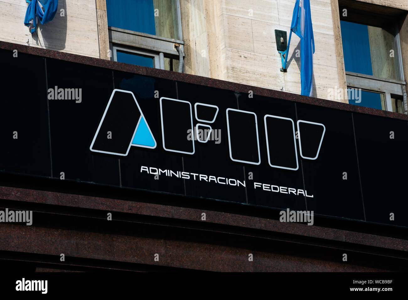 Buenos Aires, Argentinien. August 19, 2019. Bund der öffentlichen Einnahmen Zeichen (administracion Federal de Ingresos Publicos) meist verkürzt Stockfoto