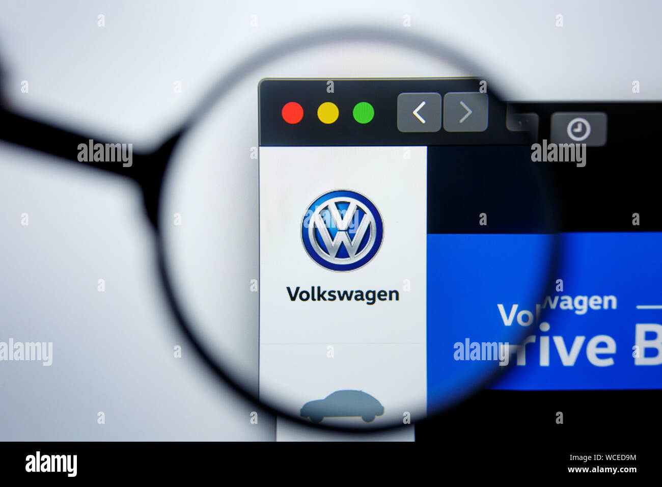 Los Angeles, Kalifornien, USA - 29 Jule2019: Illustrative Editorial von VW.COM Website Homepage. VOLKSWAGEN Logo sichtbar auf dem Anzeigebildschirm angezeigt. Stockfoto