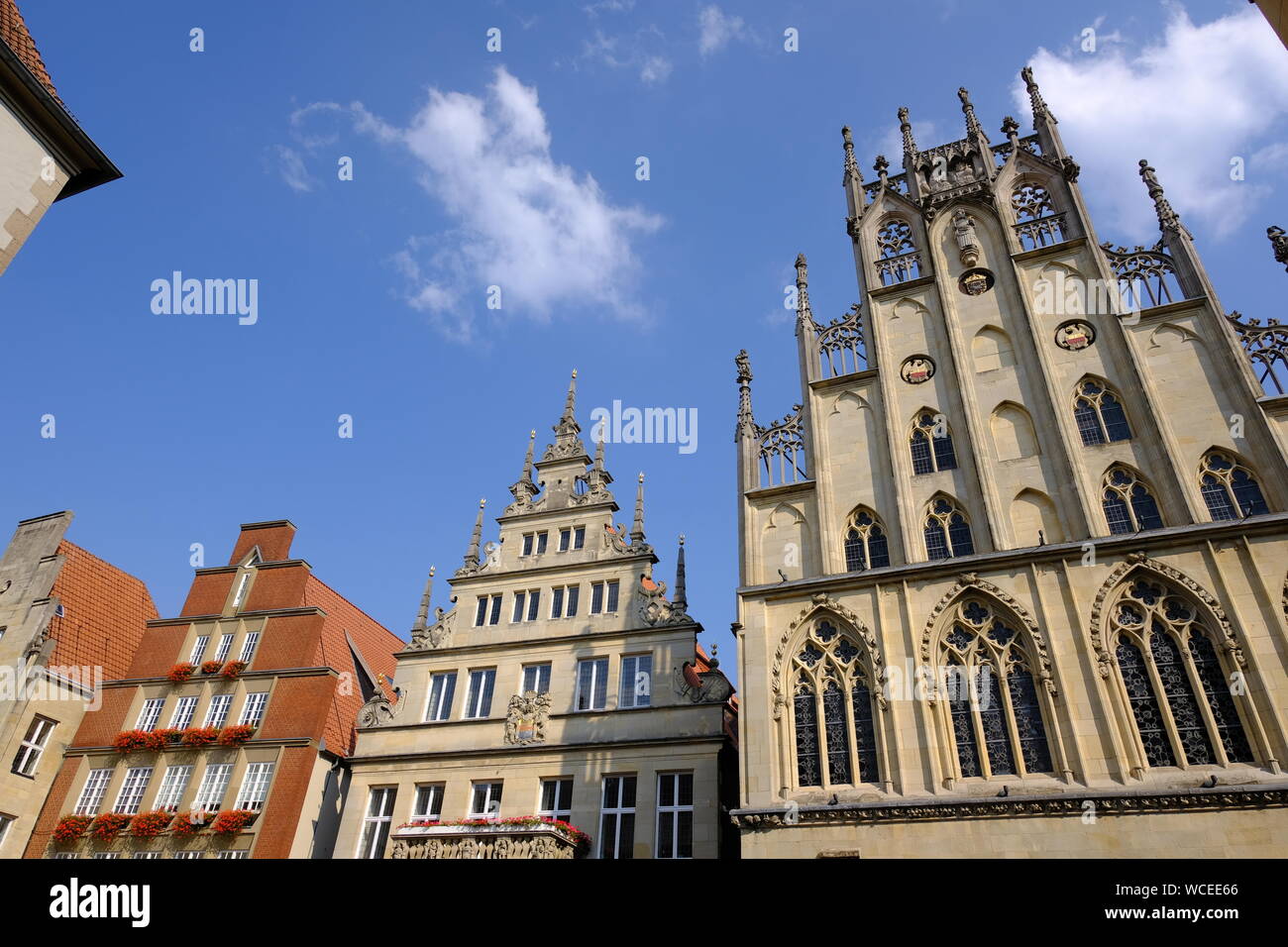 Historisches Rathaus in Münster/Westfalen und Stadtweinhaus Stockfoto