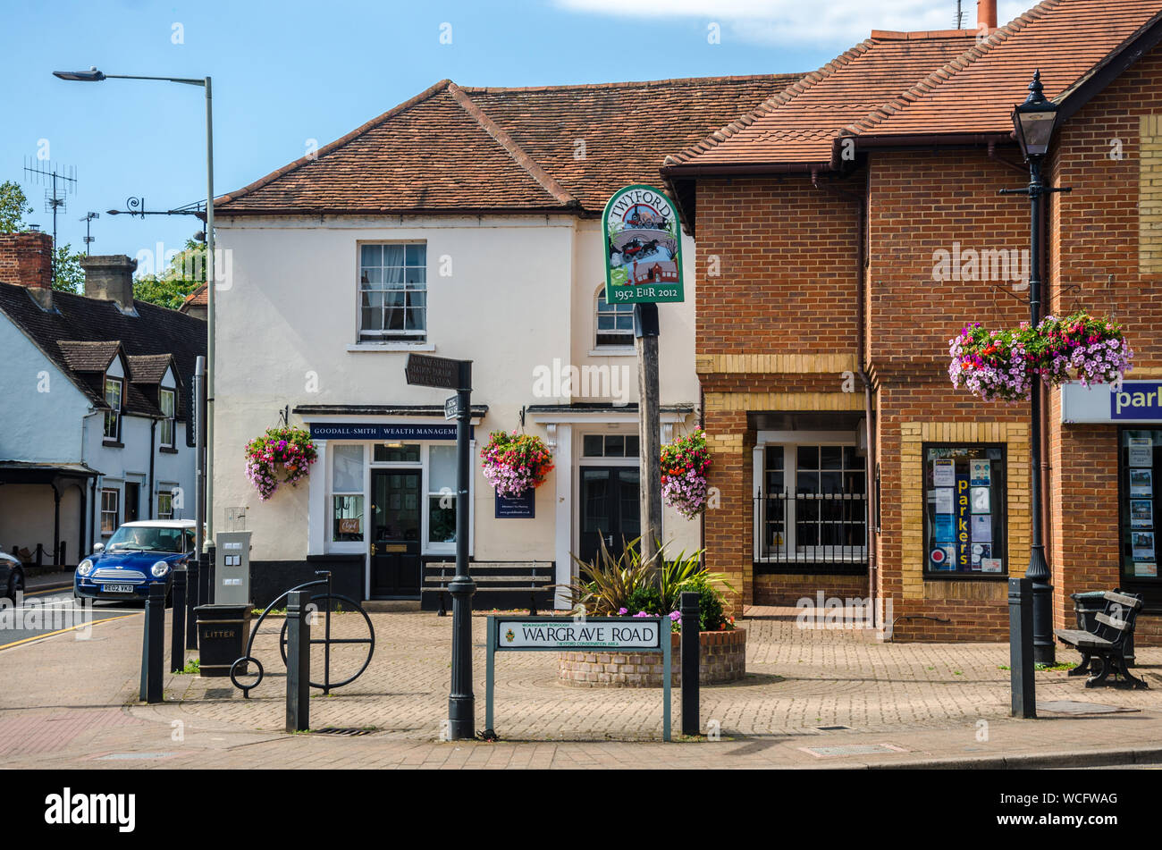 Geschäfte im Zentrum des Dorfes Twyford in Berkshire, Großbritannien Stockfoto