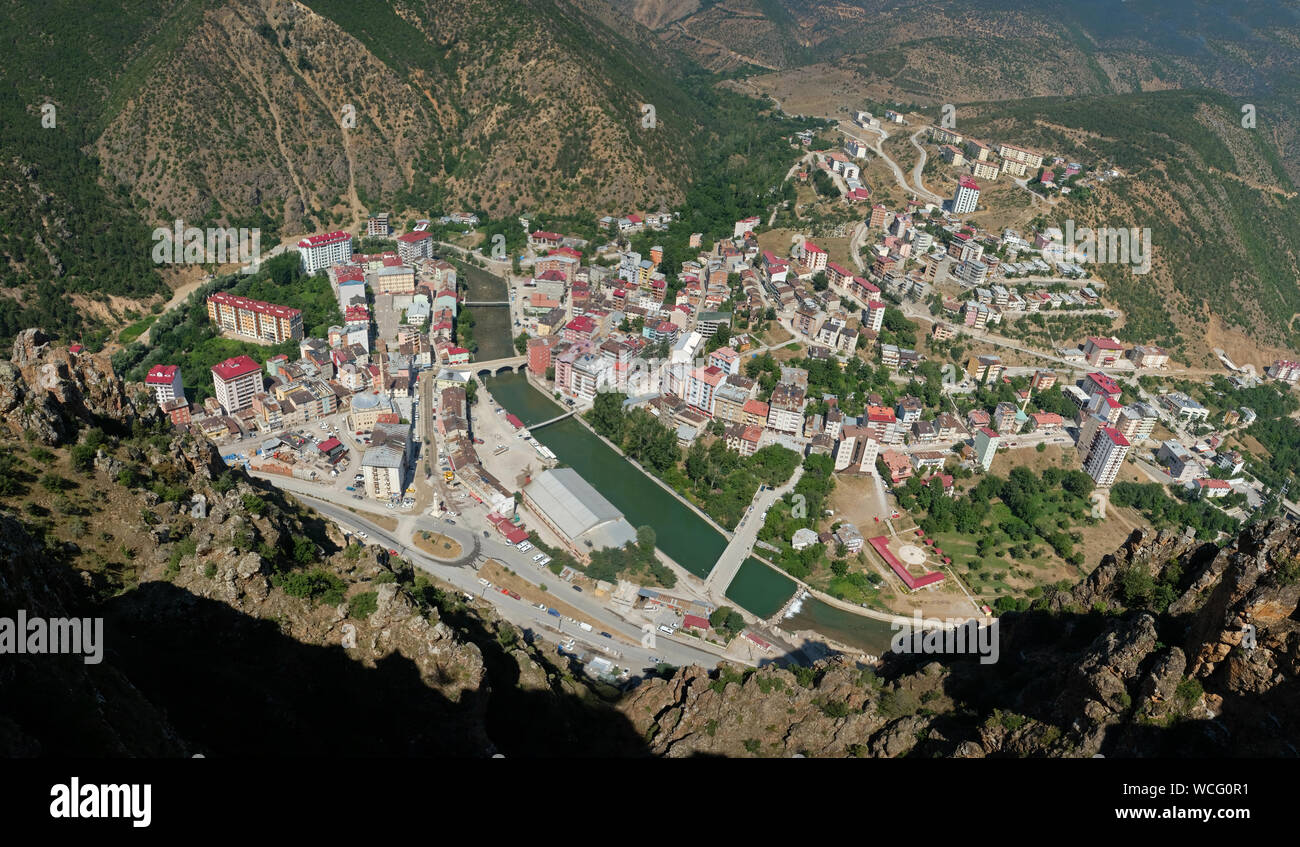 Blick auf gumushane torul aus Glas Kreuzfahrt Terrasse Stockfoto