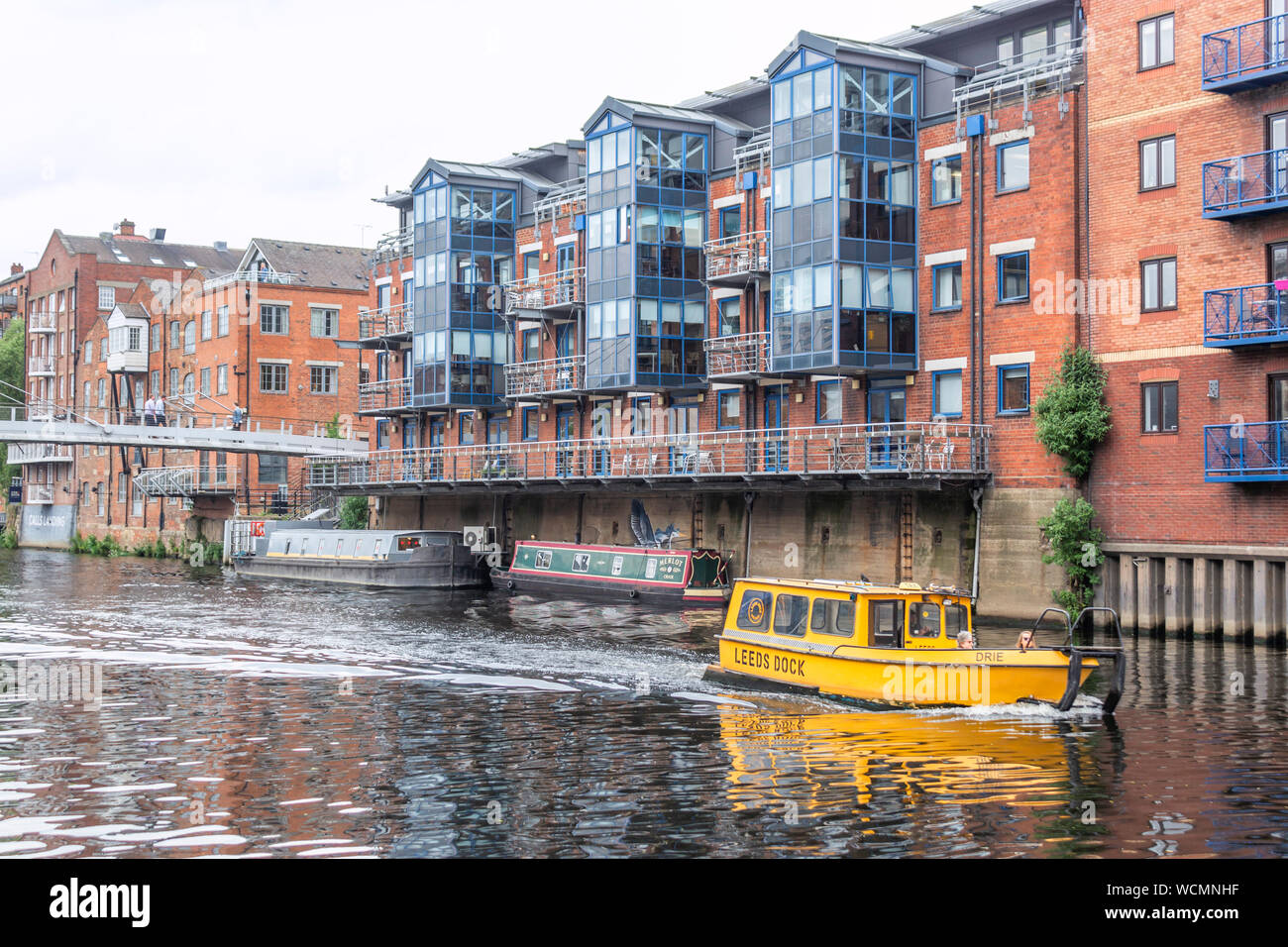 Boote an der Leeds Dock, ehemals Neue Dock und zuvor Clarence Dock, Leeds, West Yorkshire, England. Stockfoto