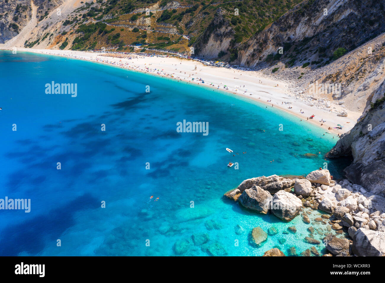 Berühmte Myrtos Beach in Kefalonia, Griechenland. Stockfoto