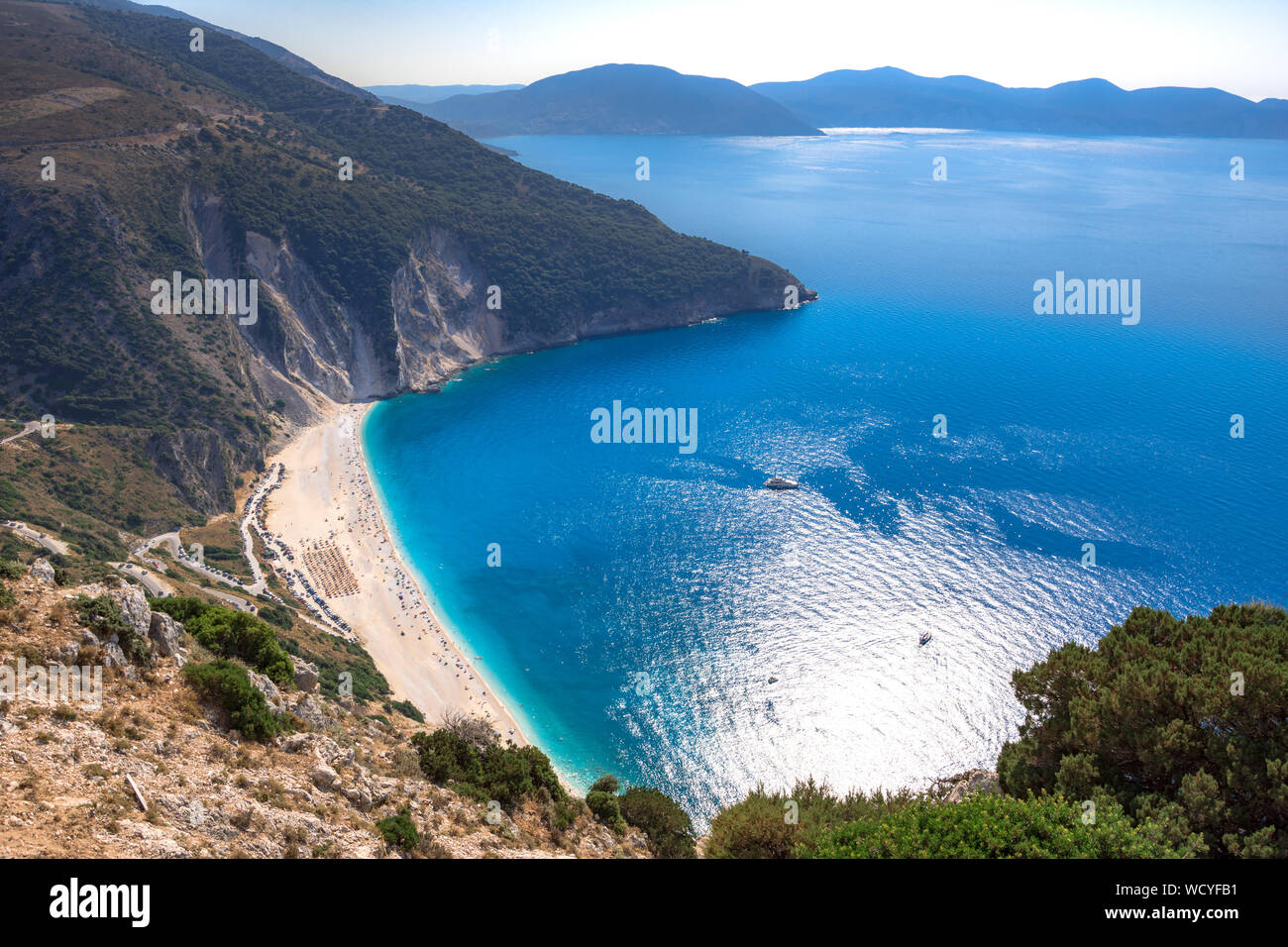 Berühmte Myrtos Beach in Kefalonia, Griechenland. Stockfoto