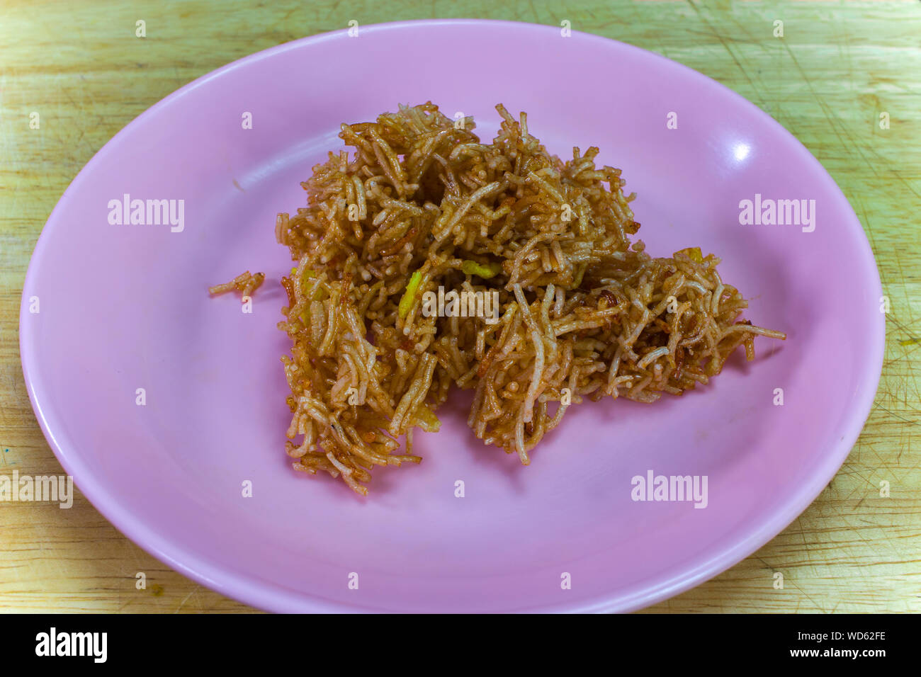 Thai knusprig gebratene Nudeln Zutaten für thailändisches Essen oder Snacks hochauflösende Bilder Galerie. Stockfoto