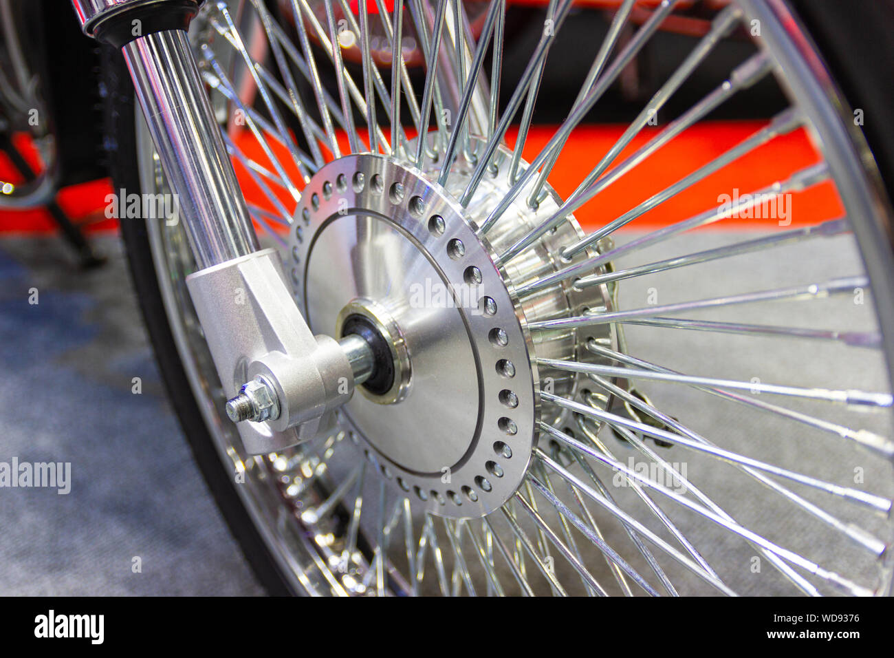 Motorcycle spokes -Fotos und -Bildmaterial in hoher Auflösung – Alamy