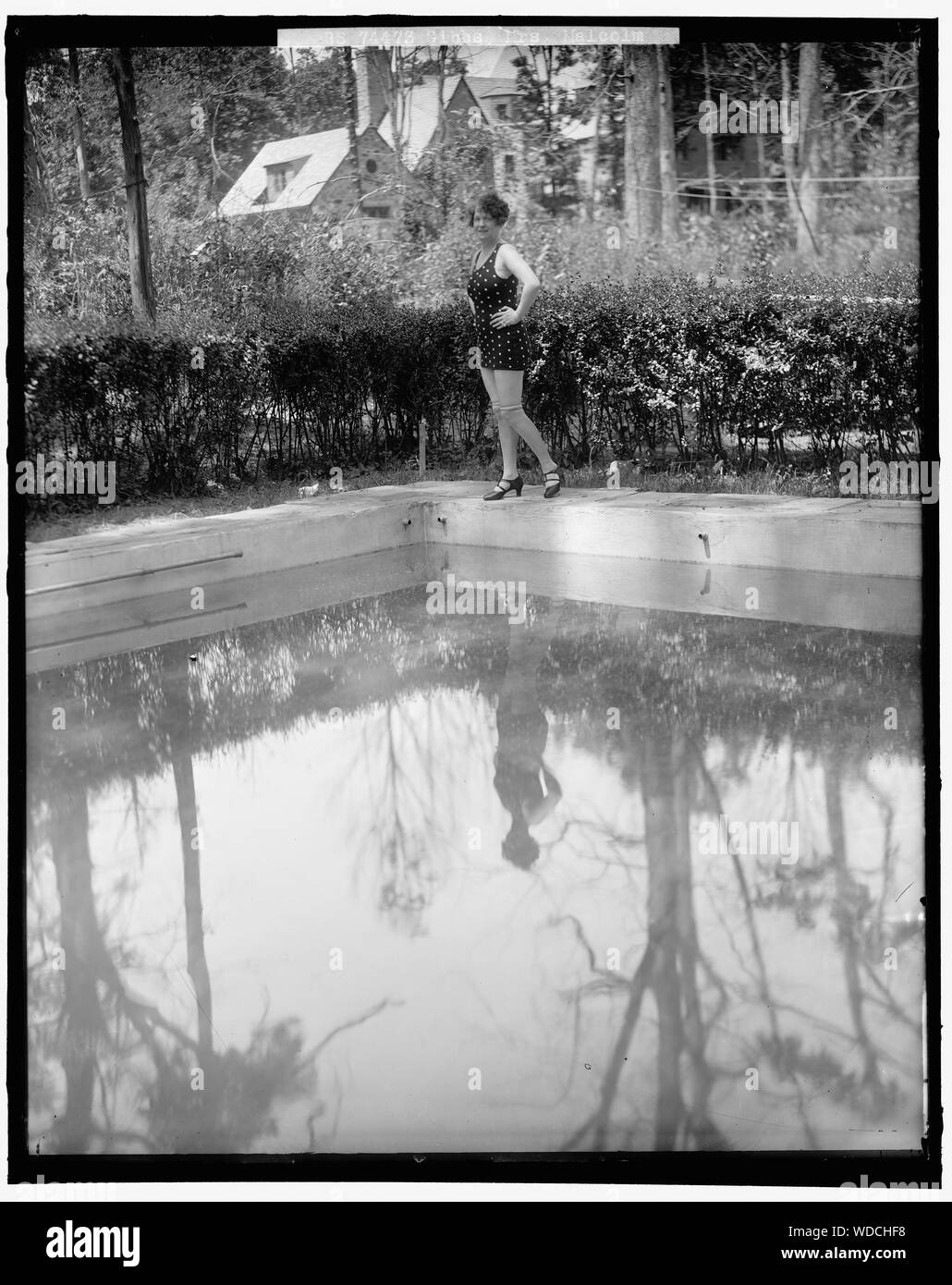 GIBBS, Malcolm, Frau. Abstract / Medium: 1 Negativ: Glas 8 x 10 in. oder kleiner Stockfoto