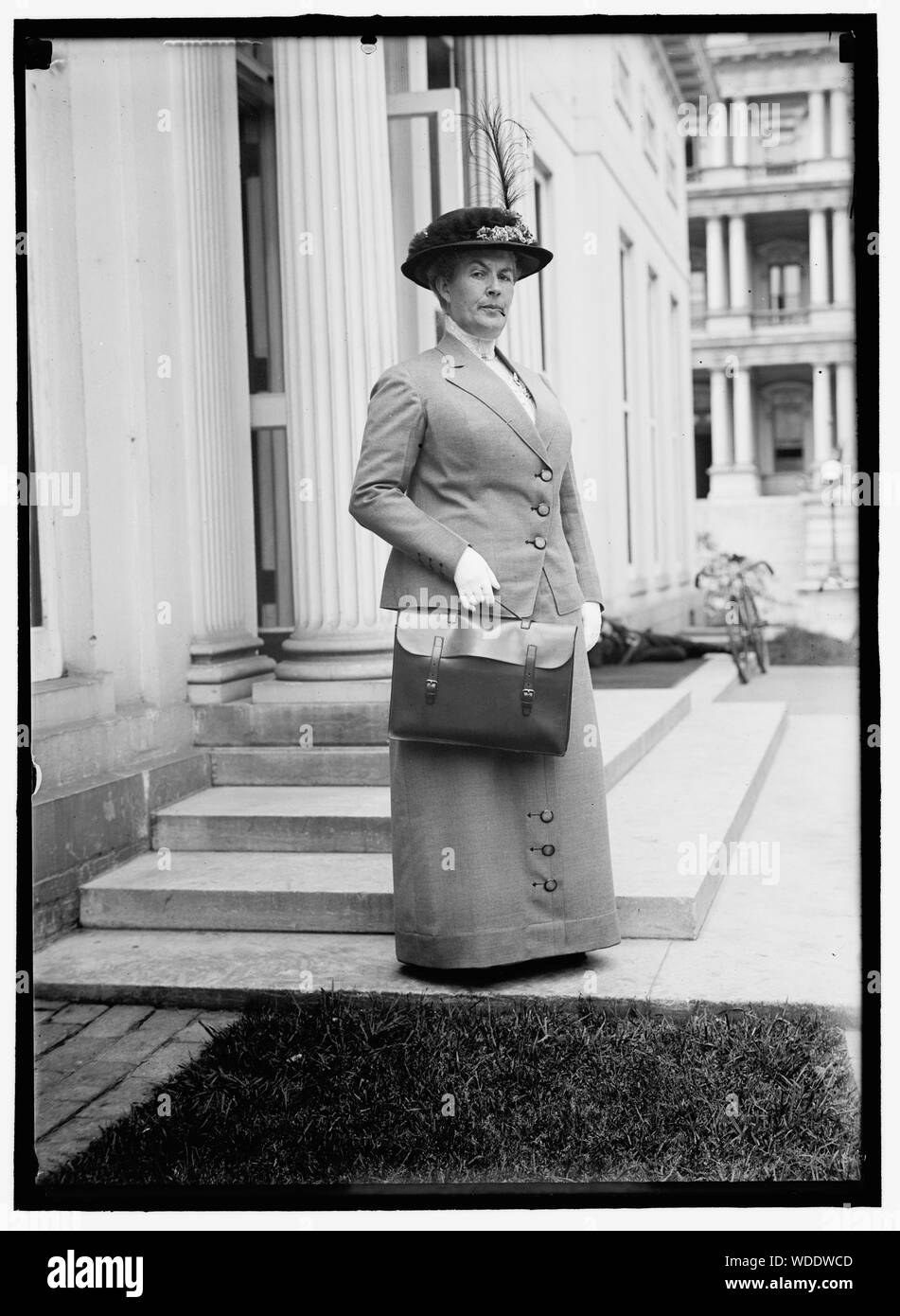 GRENFELL, Frau. HELEN L. Abstract / Medium: 1 Negativ: Glas 5 x 7 in. oder kleiner Stockfoto