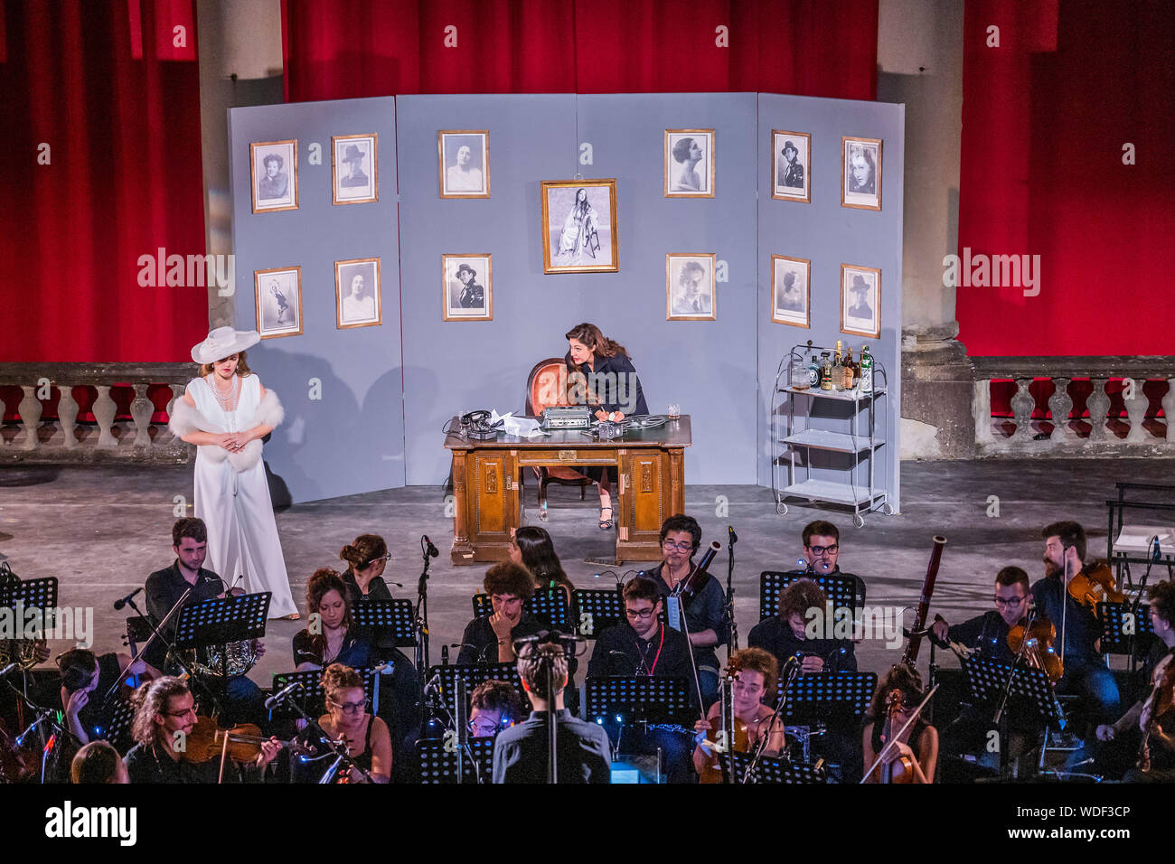 Le Nozze Di Figaro Stockfotos Le Nozze Di Figaro Bilder Alamy