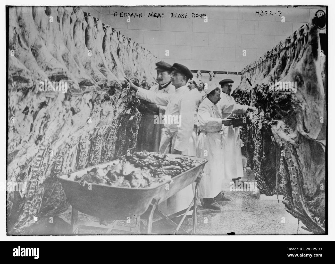 Deutsche Fleisch Lagerraum Abstract / Medium: 1 Negativ: Glas 5 x 7 in. oder kleiner. Stockfoto