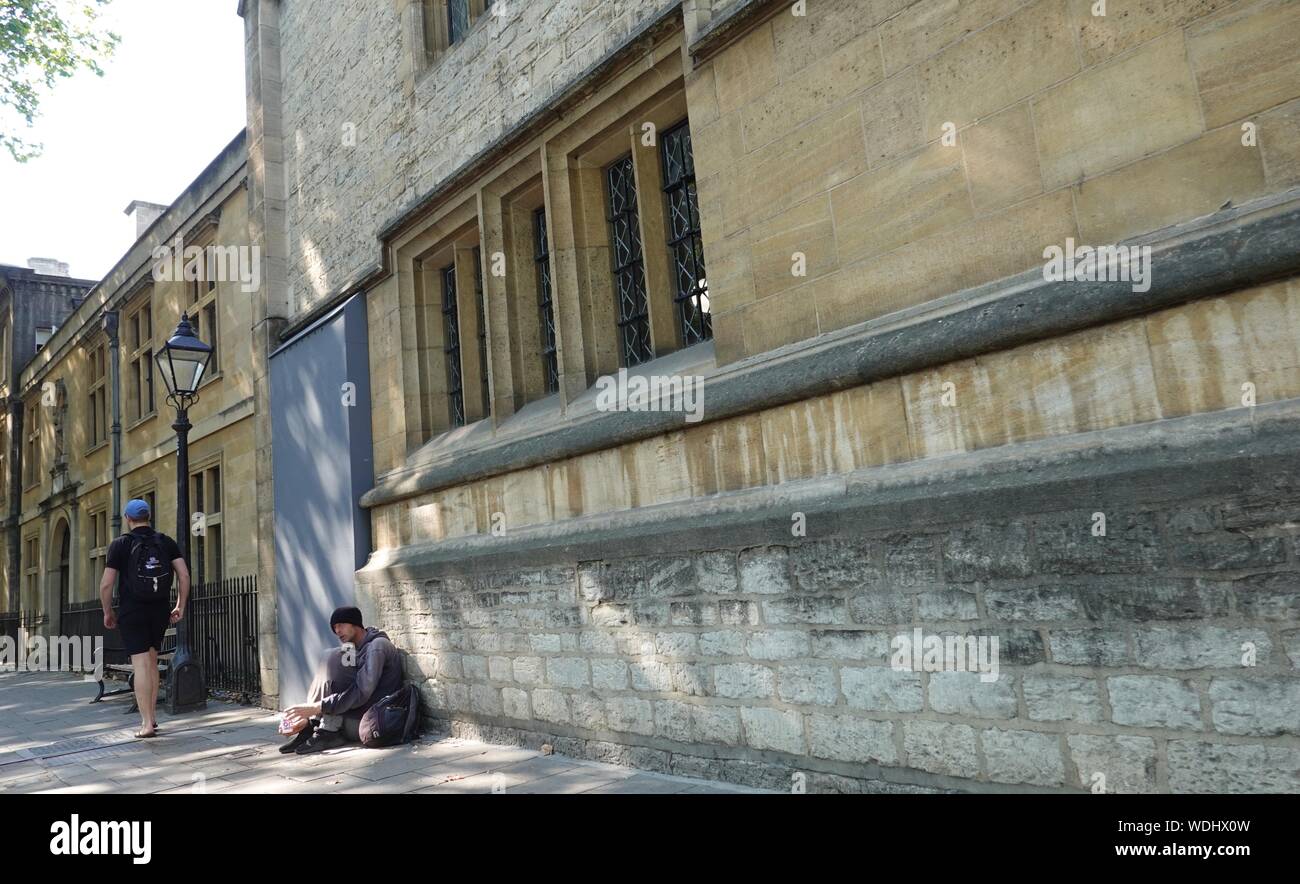 Bettler auf St Giles Street, Oxford Stockfoto