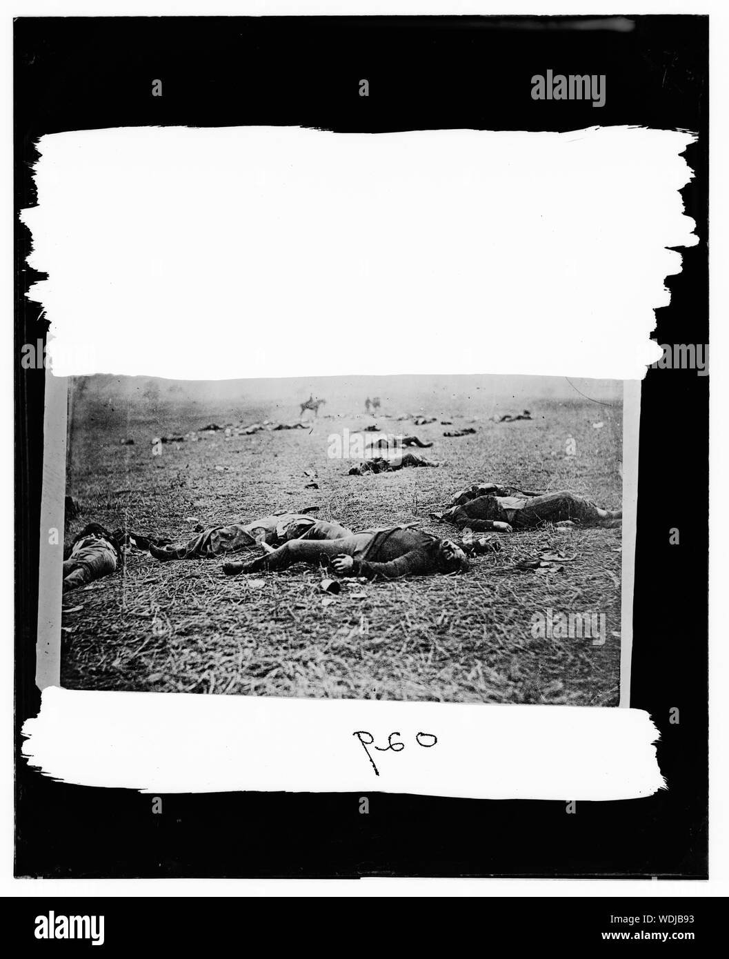 Gettysburg, Pennsylvania. Körper des Toten auf der rechten Seite der Zeile Stockfoto