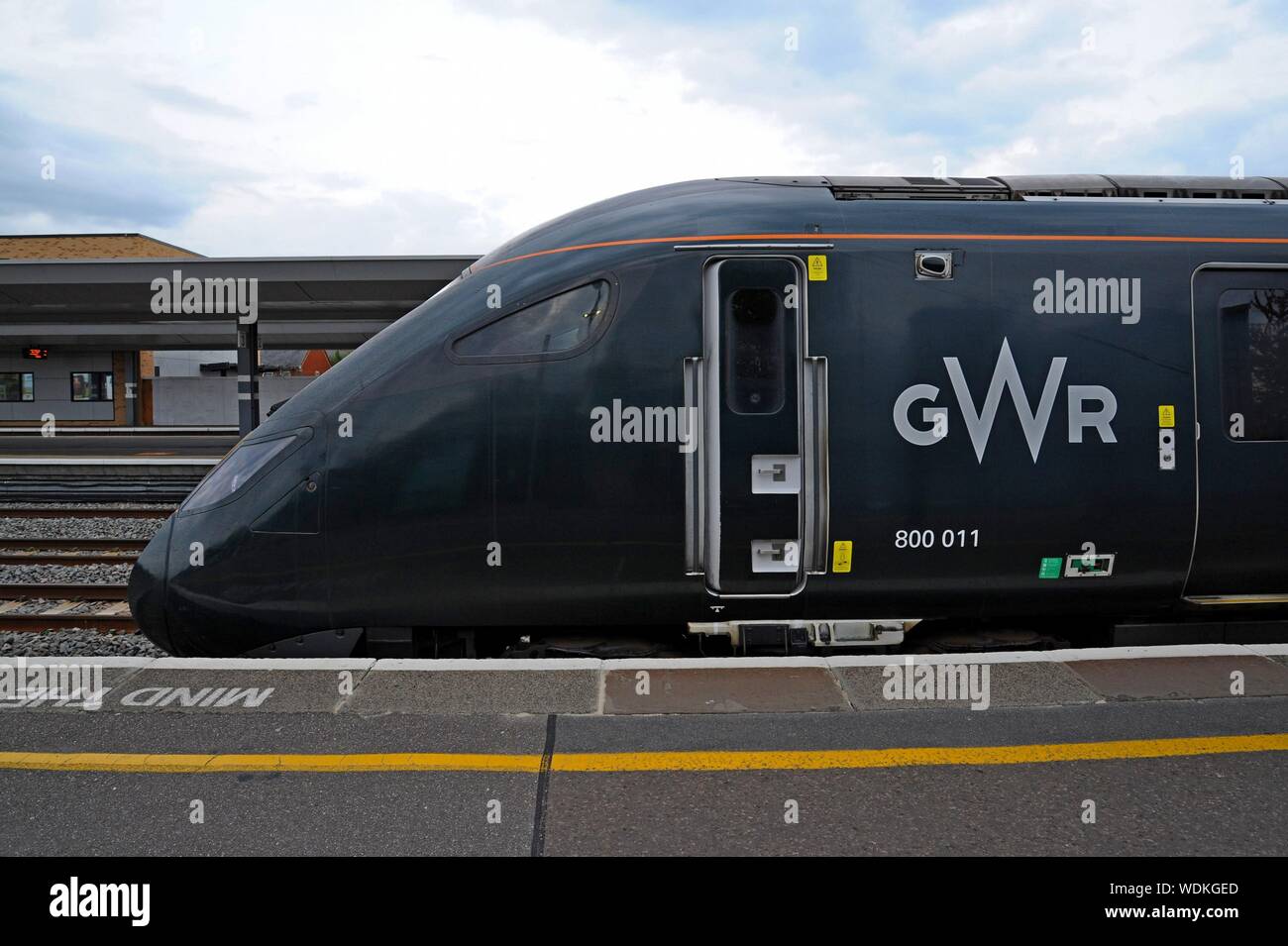 GWR 800 Klasse IET an einer geschäftigen Oxford Bahnhof gesehen. Stockfoto