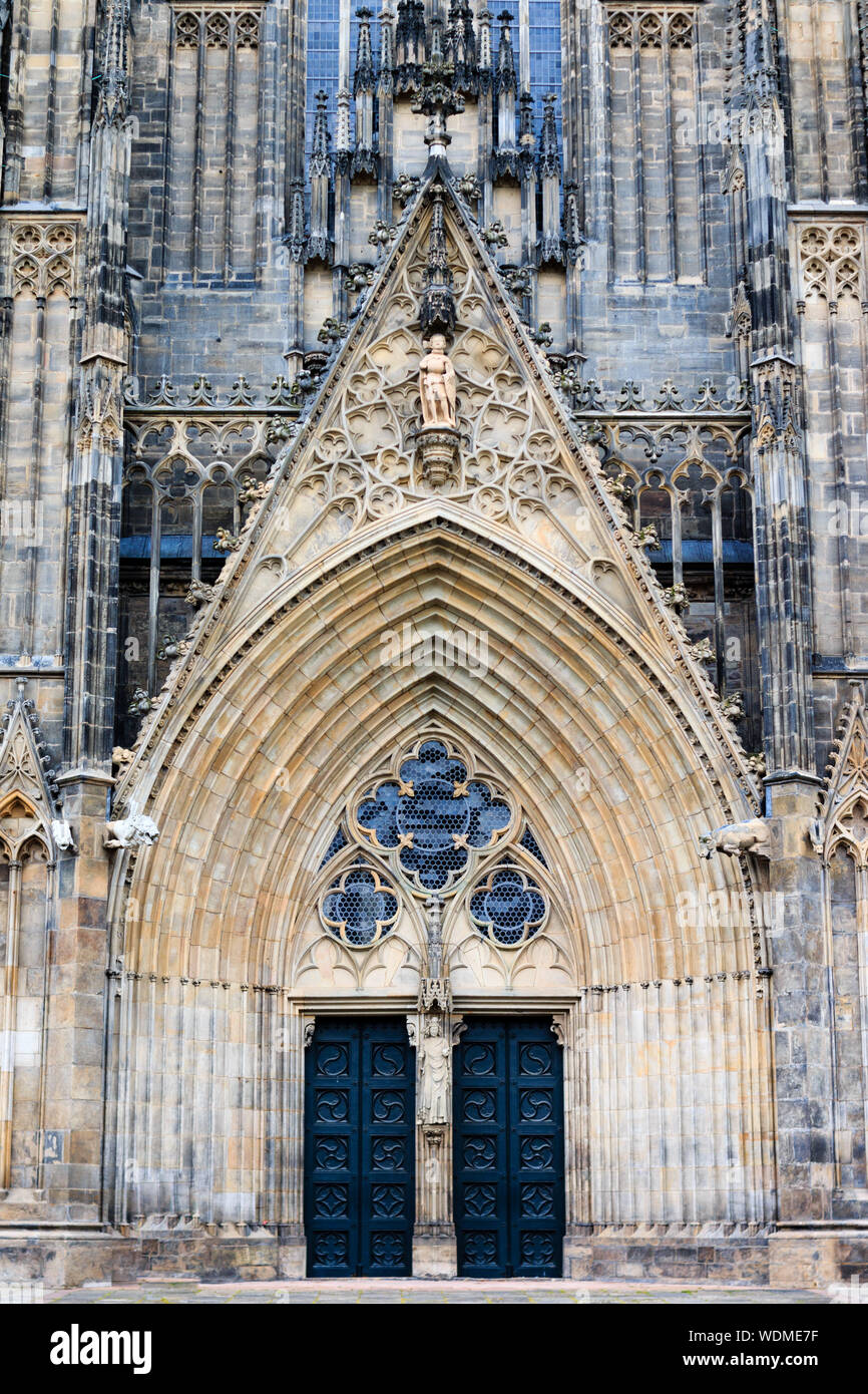 Die Außenseite des Magdeburger Dom Stockfoto