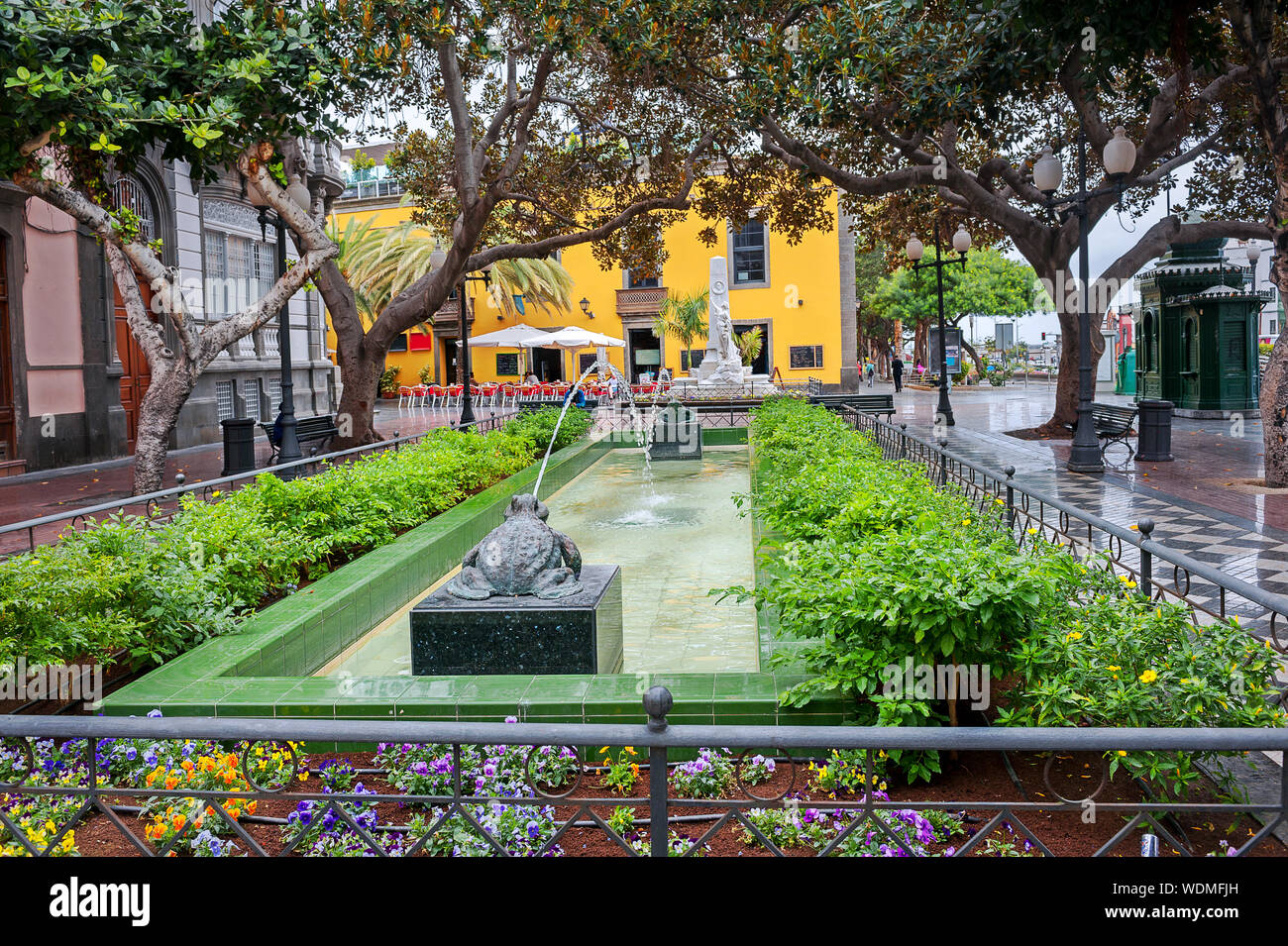 Schönen Brunnen mit Fröschen in der Innenstadt von Las Palmas. Gran Canaria. Kanarische Inseln, Spanien Stockfoto