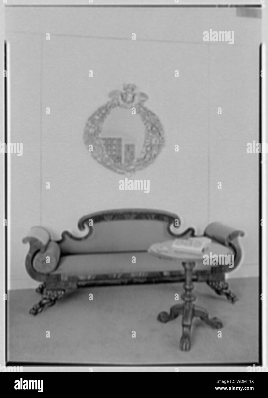 Gourielli Apotheke, 16 E. 55th St., New York City. Abstract / Medium: Gottscho-Schleisner Sammlung Stockfoto