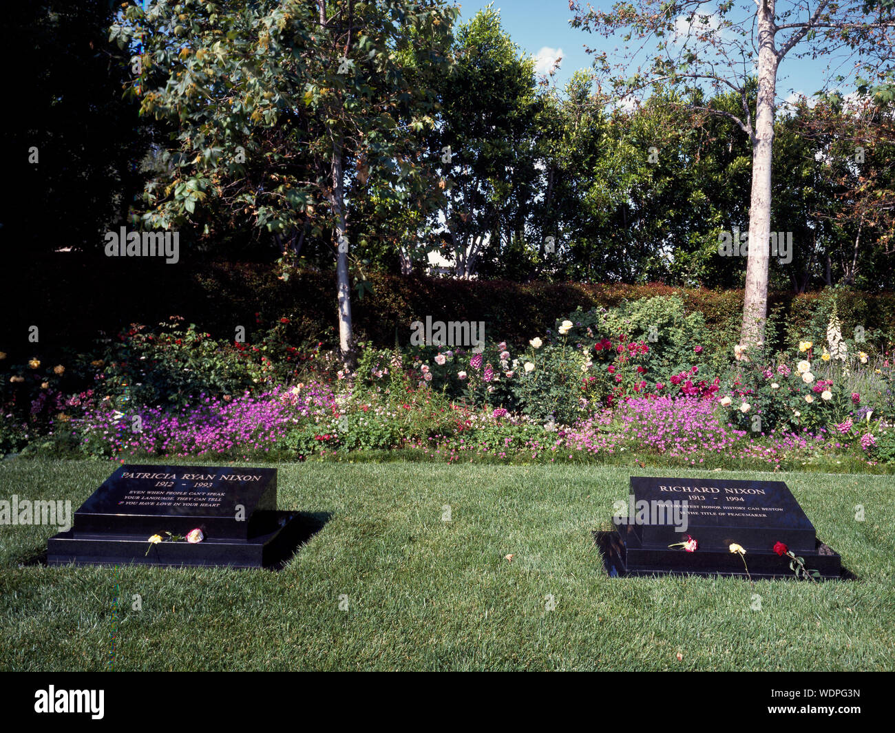 Gräber von Patricia und Richard Nixon in der Nixon Library und Geburtsort, Yorba Linda, Kalifornien Stockfoto