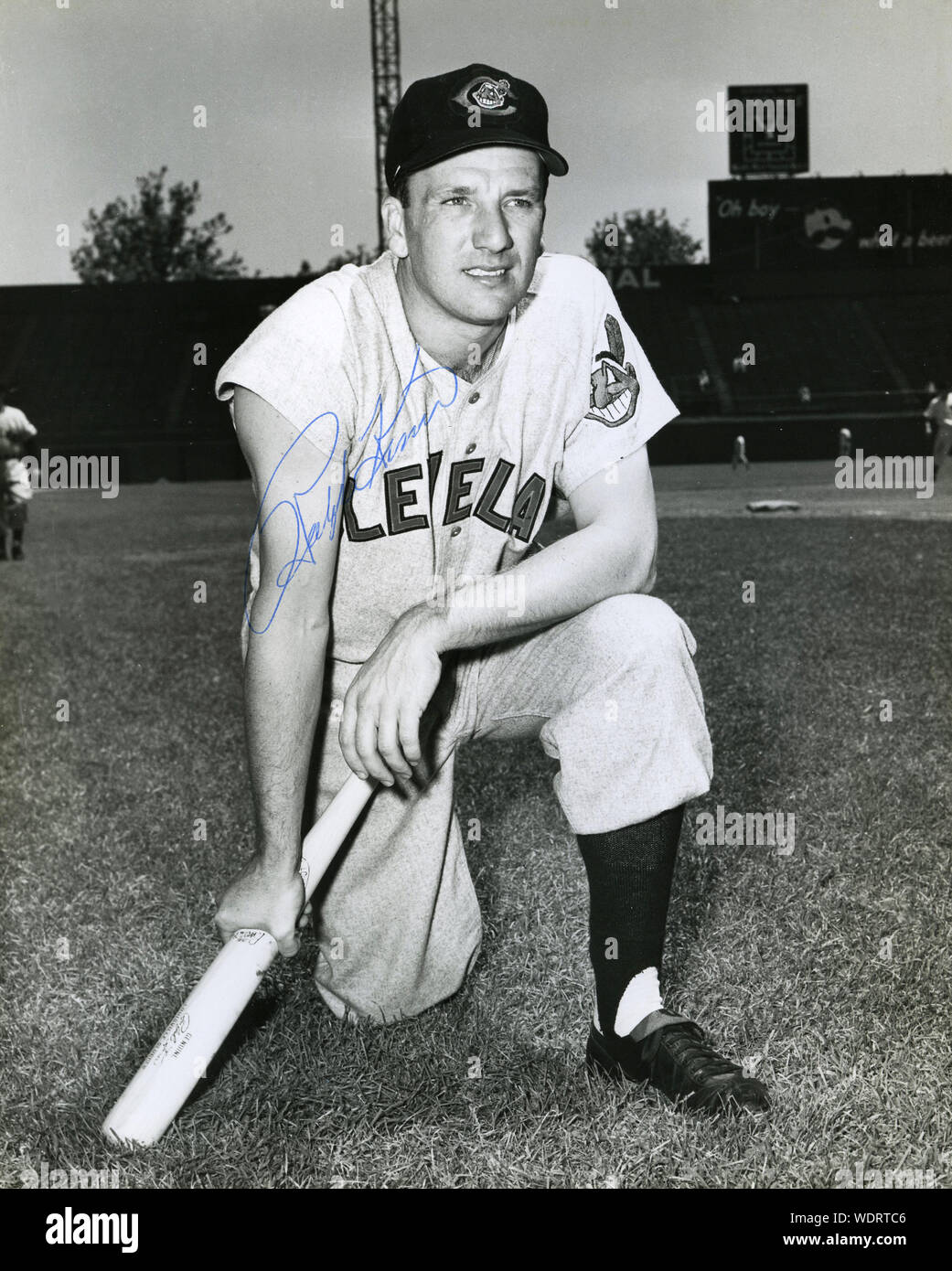 Autographiertes Foto der Hall of Fame Baseball spieler Ralph kiner dargestellt mit den Cleveland Indians. Stockfoto