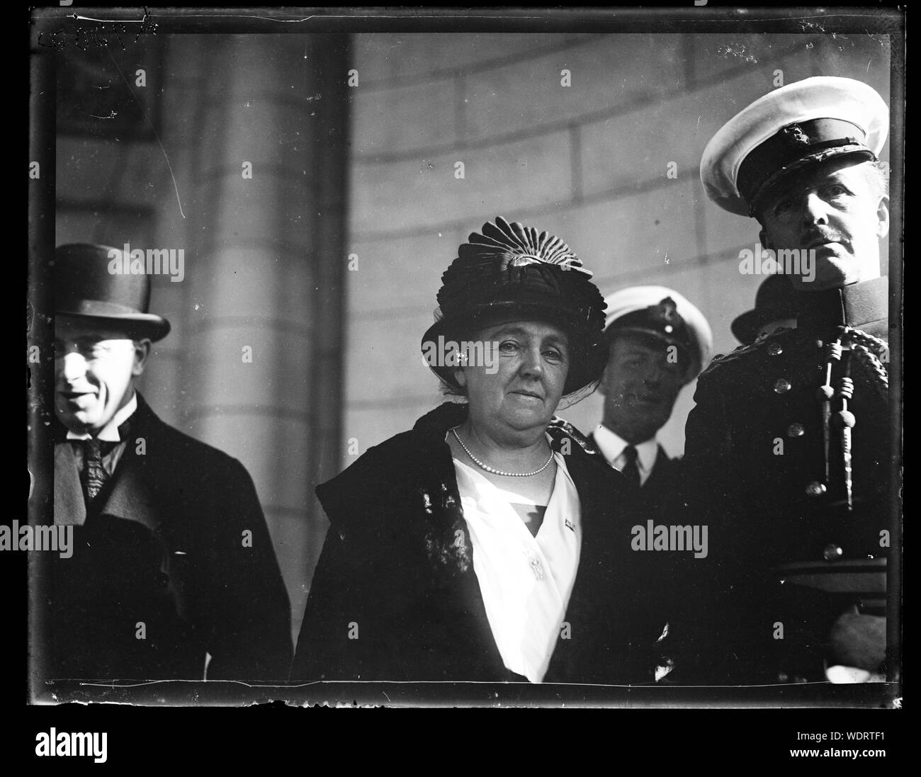 Gruppe an der Union Station in Washington, D.C. Abstract / Medium: 1 Negativ: Glas 4 x 5 in. oder kleiner Stockfoto