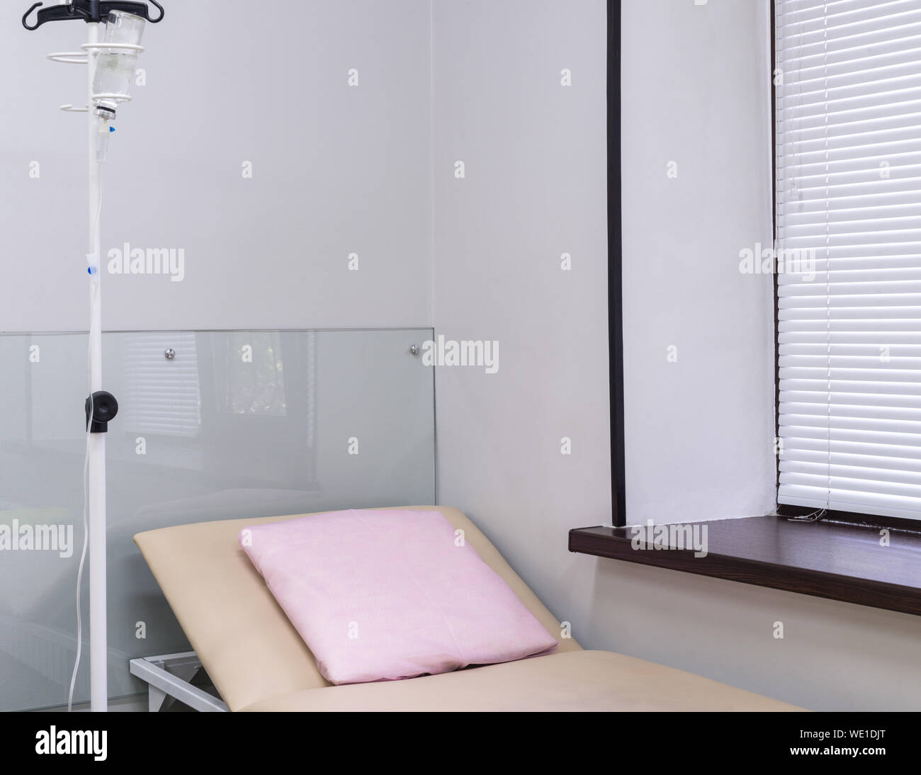 Einen leeren Raum in einer modernen Klinik Stockfoto