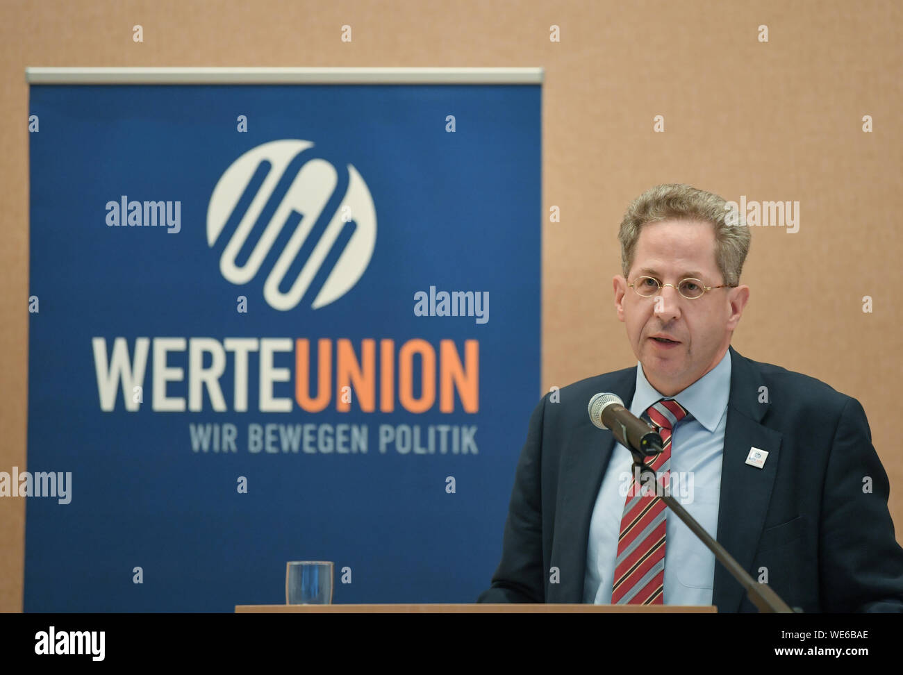 Hoppegarten, Deutschland. 29 Aug, 2019. Hans-Georg Maaßen (CDU), der ehemalige Leiter des Verfassungsschutzes, spricht auf einer Wahlveranstaltung Datum der Union der Werte und die Landtagsfraktion der CDU Hoppegarten. Foto: Patrick Pleul/dpa-Zentralbild/ZB/dpa/Alamy leben Nachrichten Stockfoto