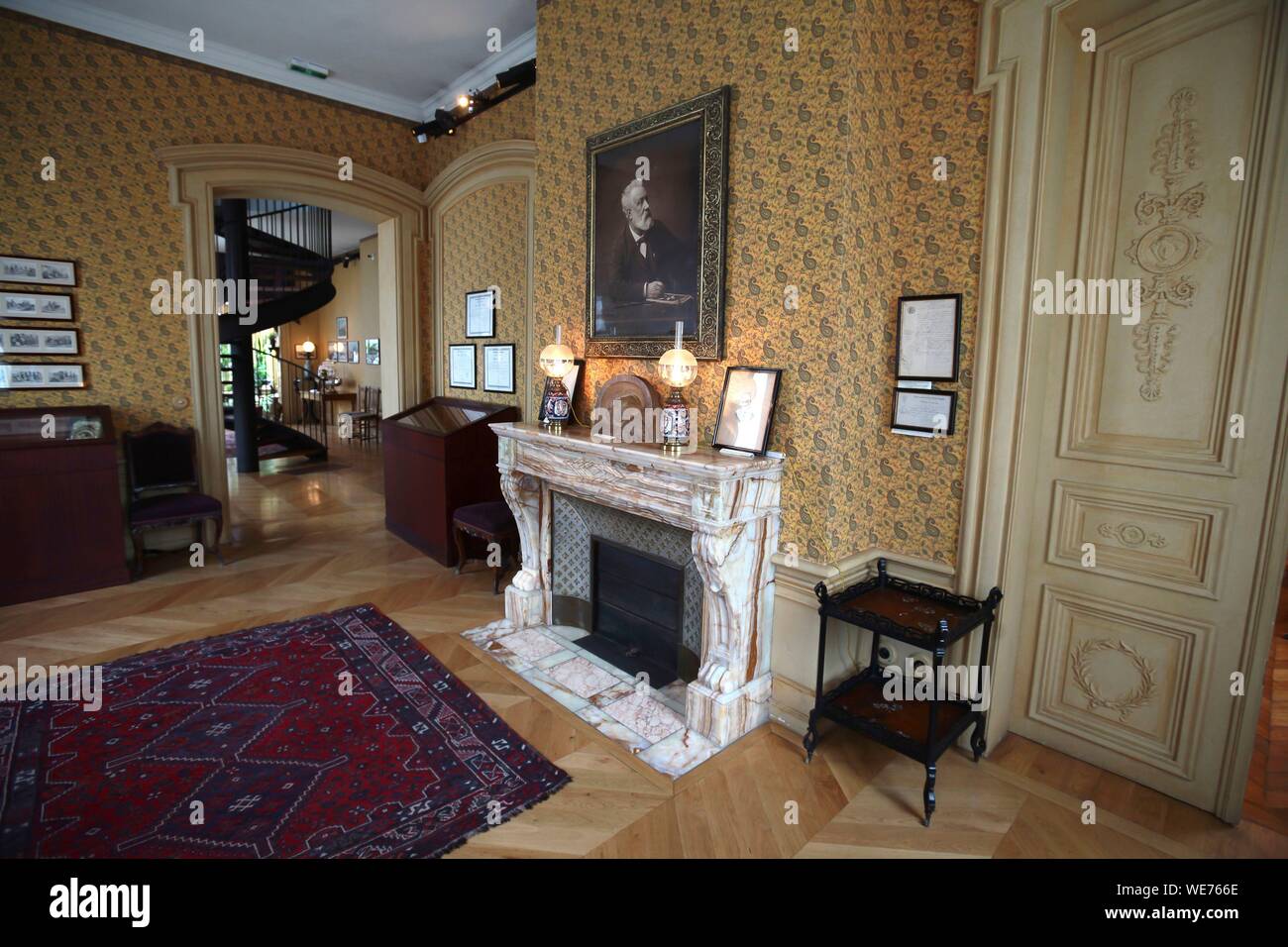 Jules verne amiens -Fotos und -Bildmaterial in hoher Auflösung – Alamy