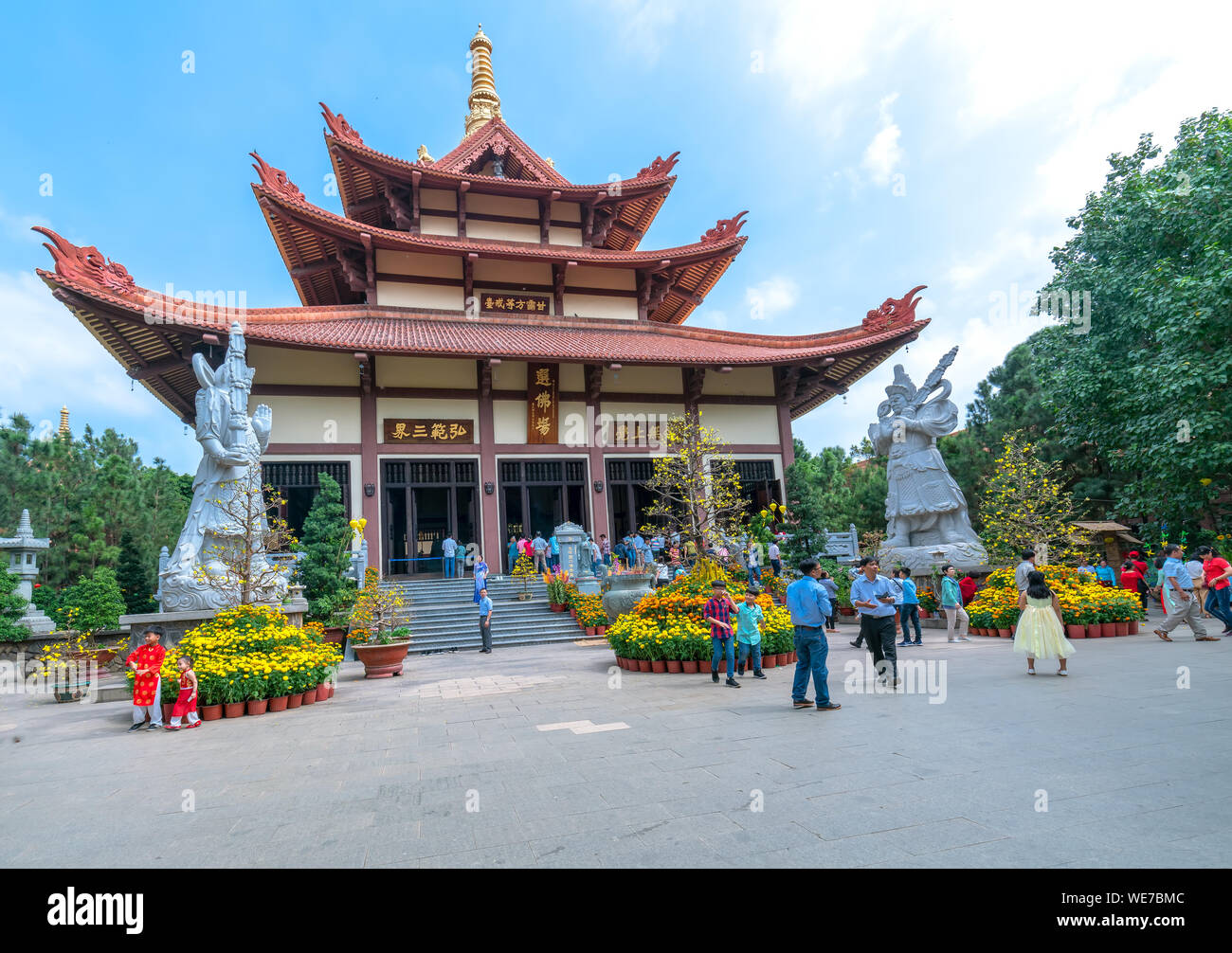 Buddhisten neues jahr Fotos und Bildmaterial in hoher Auflösung Alamy