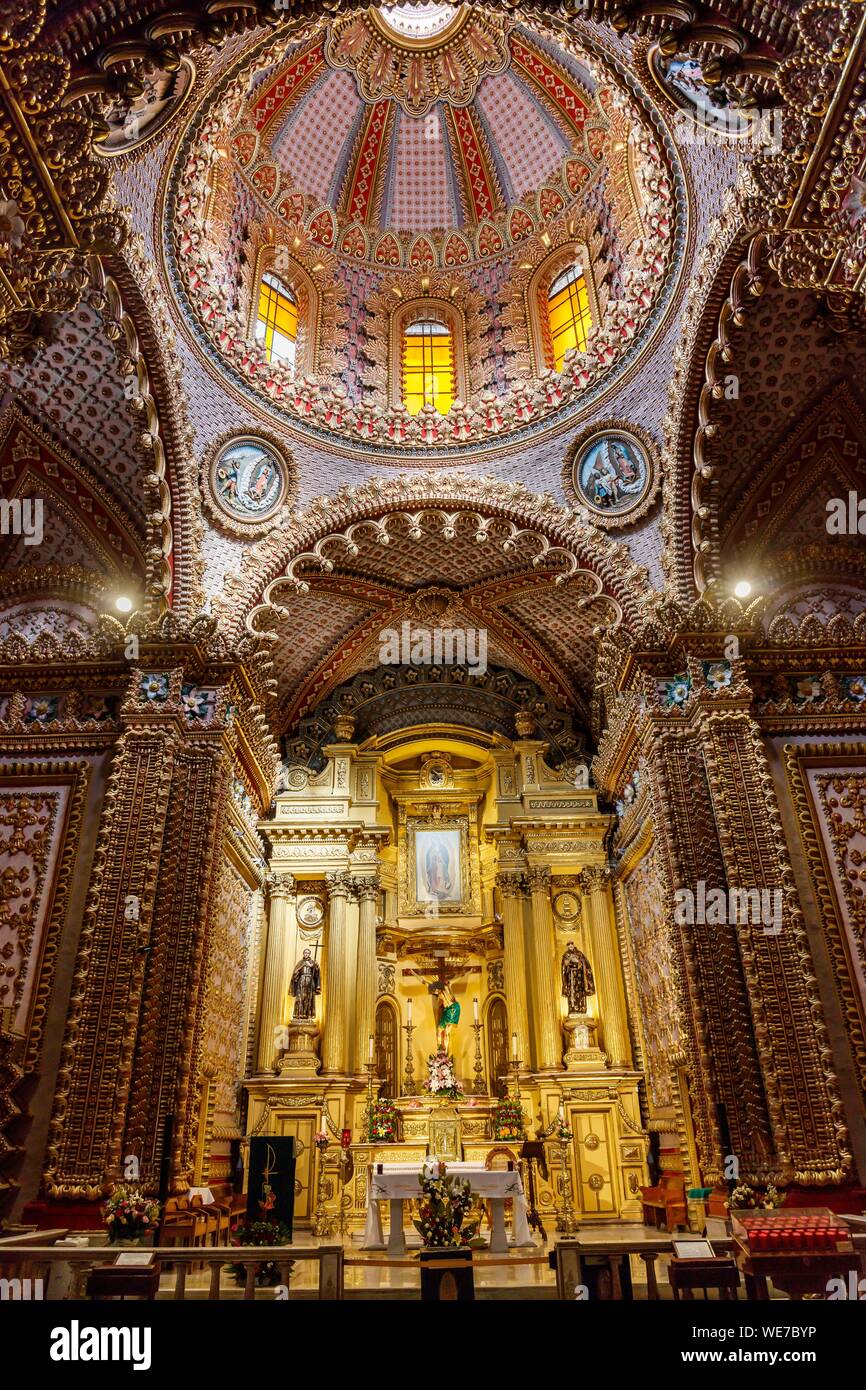 Mexiko, Michoacán, Morelia, die historische Altstadt von Morelia als Weltkulturerbe von der UNESCO, Guadalupe Heiligtum Chor und Kuppel Stockfoto