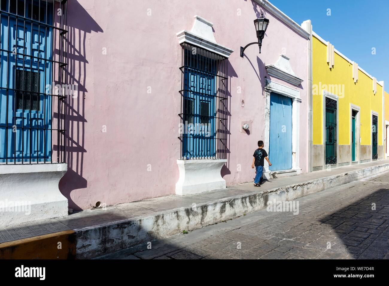 Mexiko, Campeche, Campeche, befestigte Stadt als Weltkulturerbe von der UNESCO, Häuser aus der Kolonialzeit Stockfoto Mexiko, Campeche, Campeche, befestigte Stadt als Weltkulturerbe von der UNESCO, Häuser aus der Kolonialzeit Stockfoto