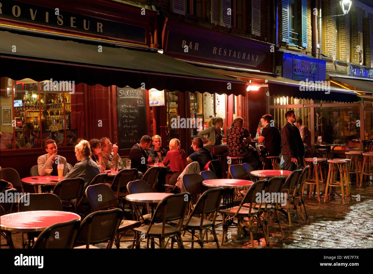 Frankreich, Picardie, Amiens, place du Don, Retroviseur Bar Restaurant Stockfoto