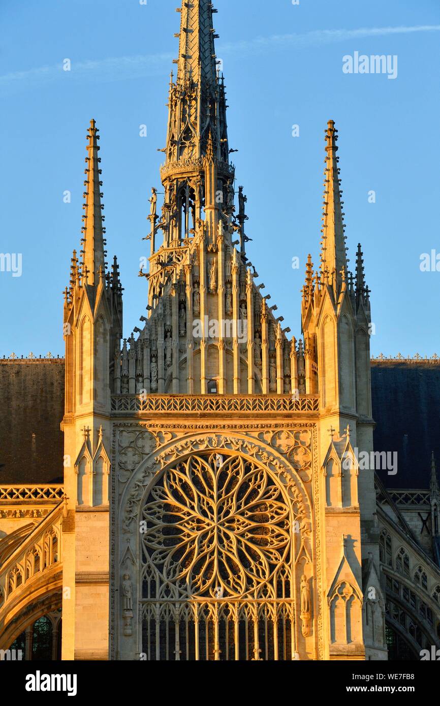 Frankreich, Picardie, Amiens, die Kathedrale Notre-Dame, das Juwel der Gotik, als Weltkulturerbe von der UNESCO, Südseite Stockfoto