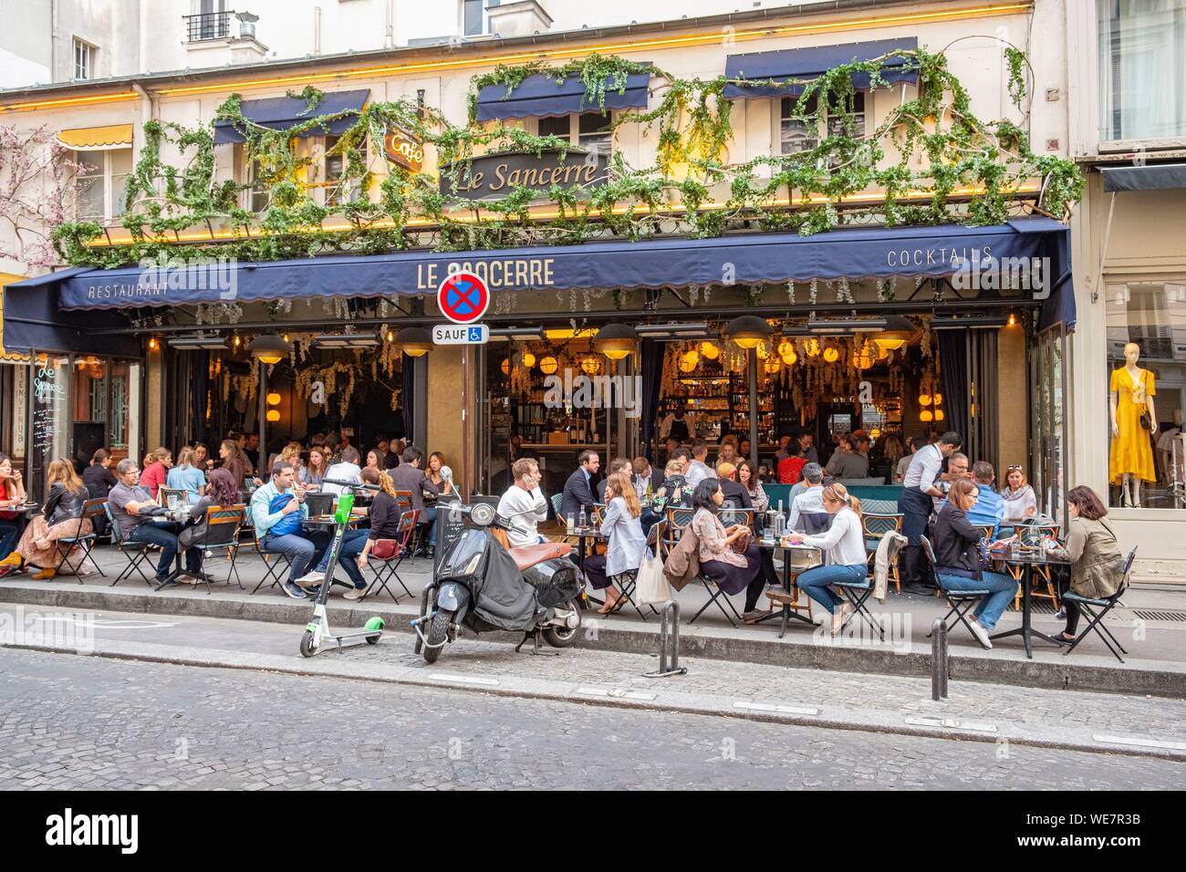 Frankreich, Paris, Montmartre, Cafe in der Rue des Abbesses, Le Sancerre Cafe Stockfoto