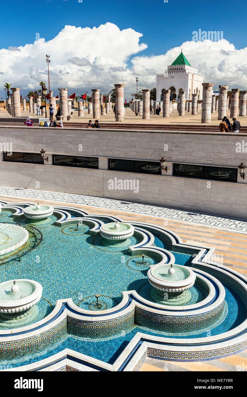 Marokko, Rabat, als Weltkulturerbe von der UNESCO, Esplanade der Yacoub el Mansour Moschee, das Mausoleum von Mohammed V Stockfoto