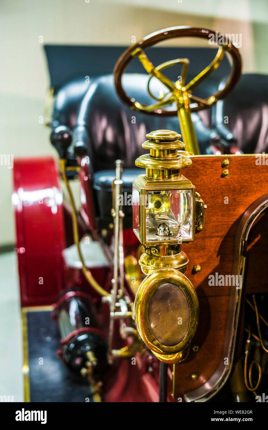 Usa, Maine, Mt. Desert Island, Seal Cove, Seal Cove Auto Museum, Detail des frühen 20. Jahrhunderts Auto Scheinwerfer Stockfoto