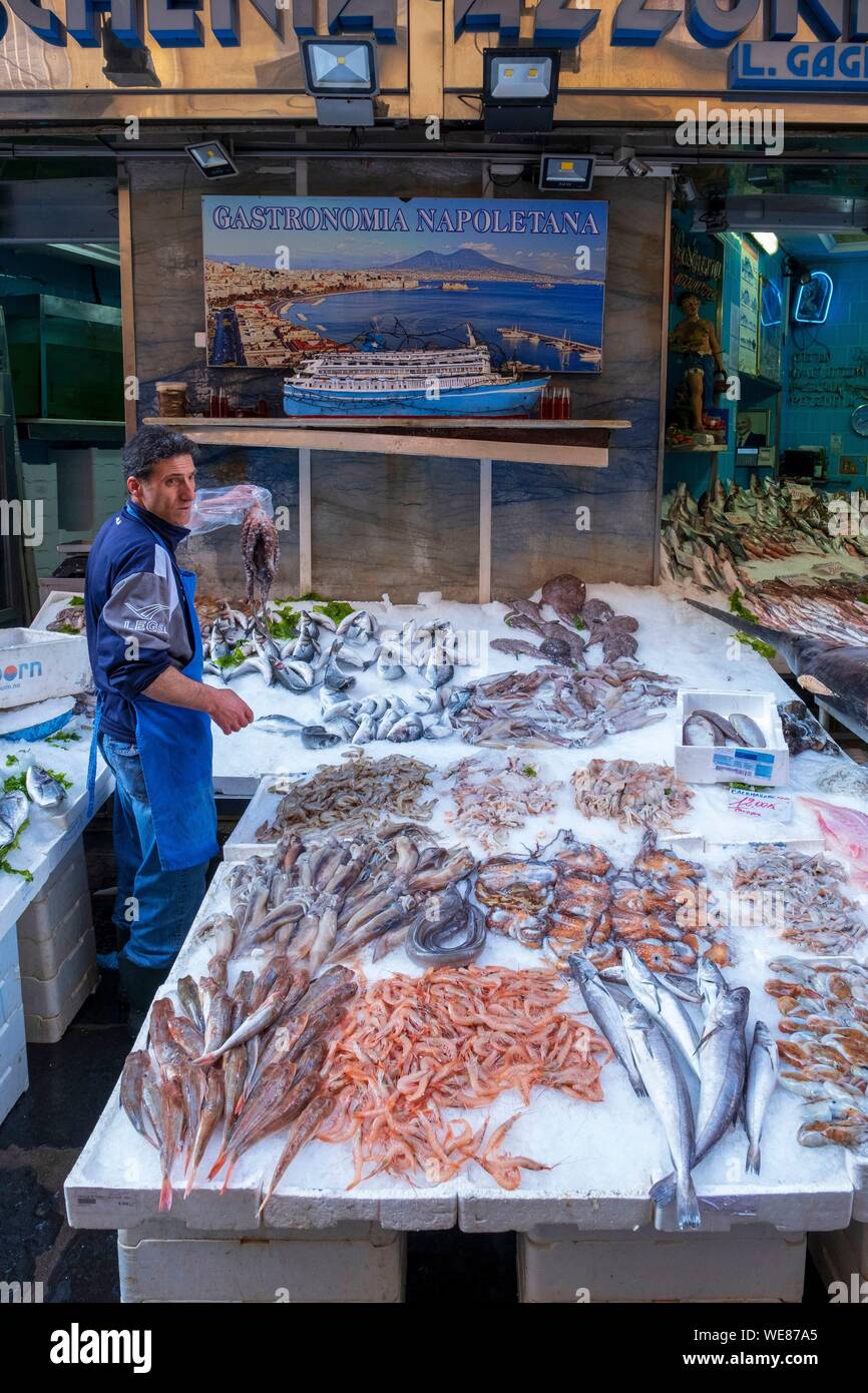 Italien, Kampanien, Neapel, historischen Zentrum als Weltkulturerbe von der UNESCO, mercato della Pignasecca, Fischmarkt Stockfoto