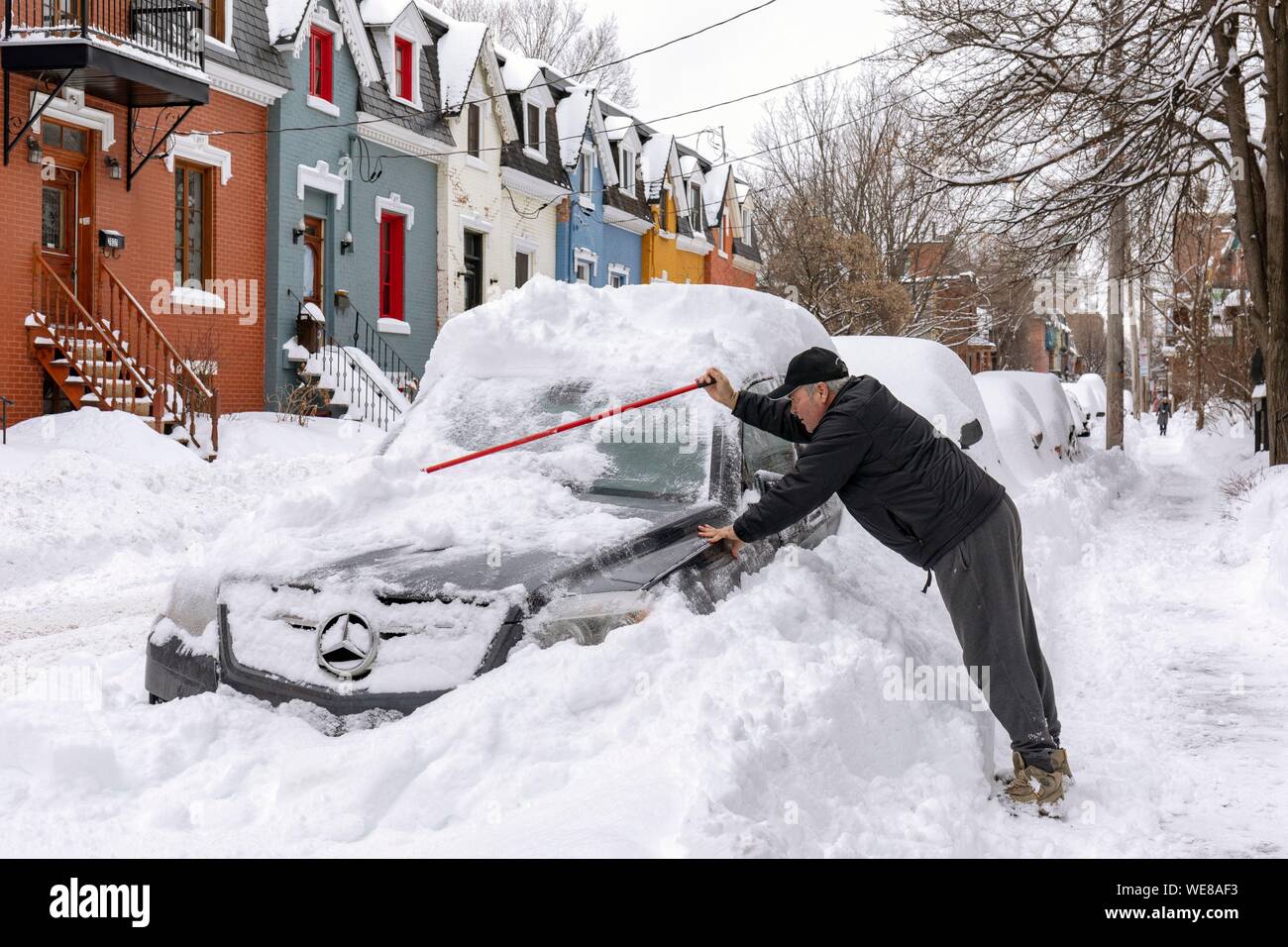 Kanada, in der Provinz Quebec, Montreal, Plateau-Mont-Royal Nachbarschaft nach einem Schneesturm Stockfoto