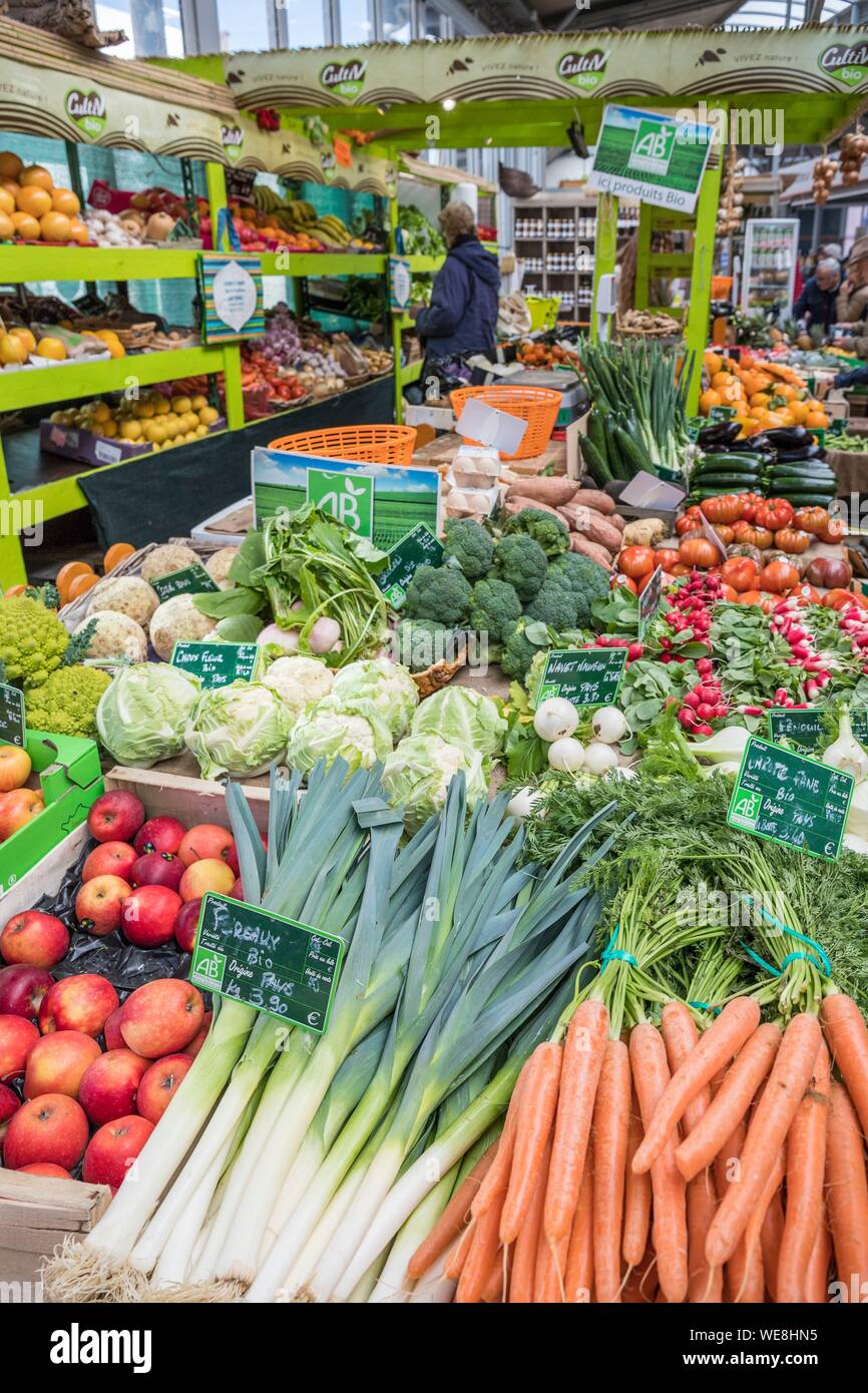 Frankreich, Var, Saint-Raphaël, den Markt der Republik, Gemüse bio stall Stockfoto