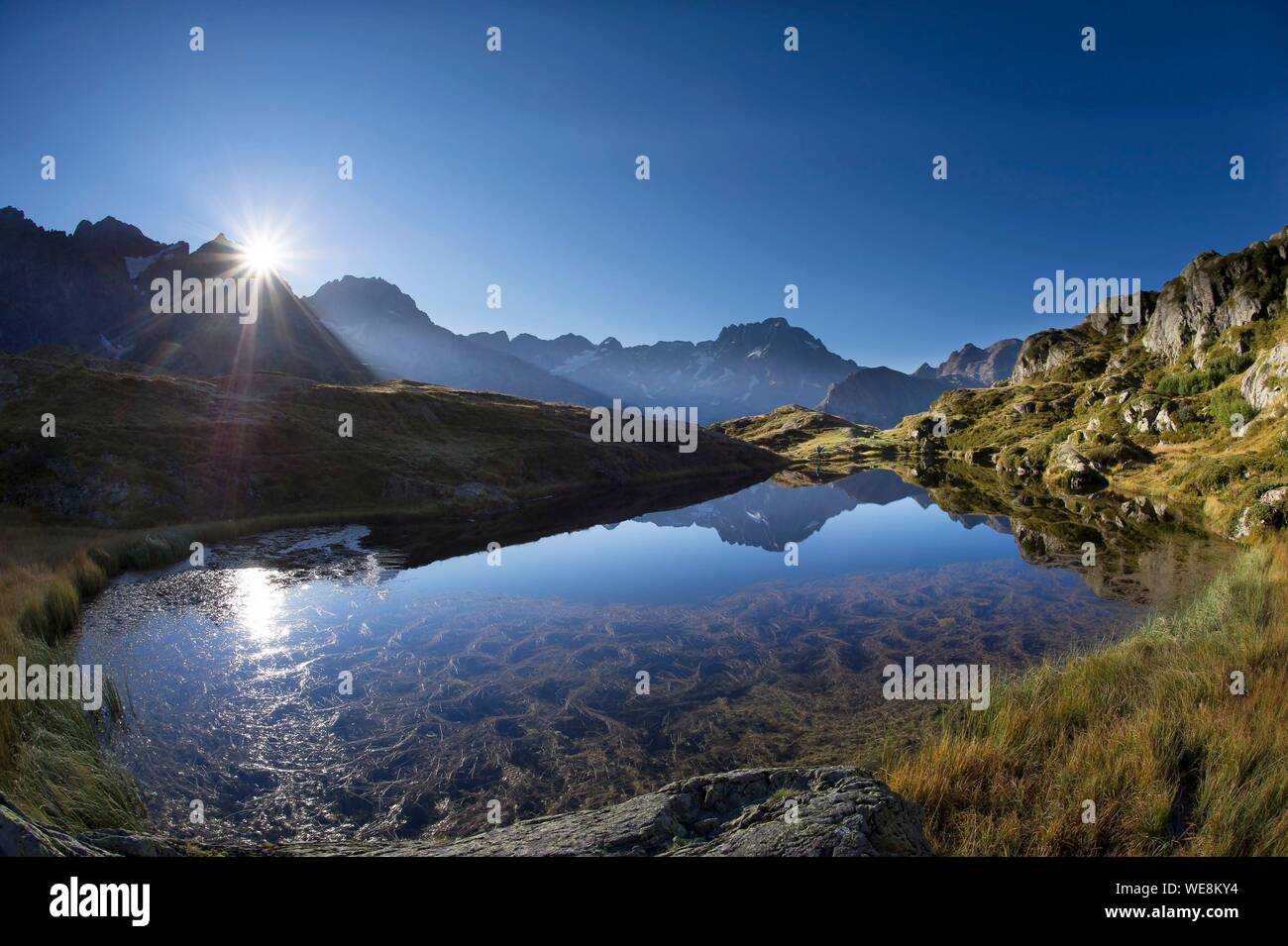 Frankreich, Hautes Alpes, massiv von Oisans, Nationalpark, Valgaudemar, See Lauzon und Sirac (3441 m) Stockfoto