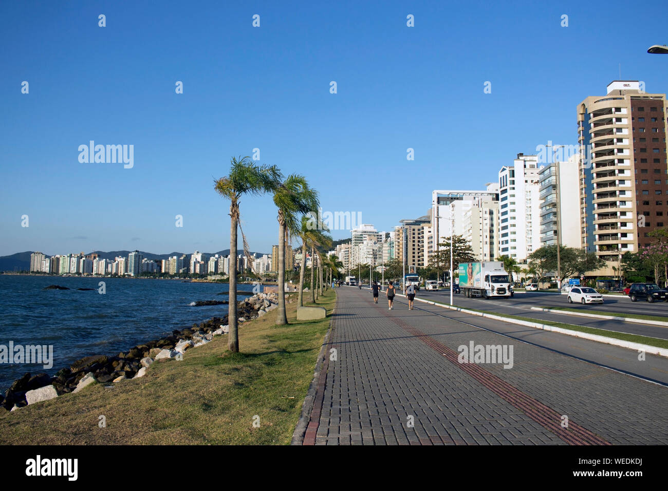 Beira Mar Norte Avenue, in der Hauptstadt von Florianópolis, Bundesstaat Santa Catarina - Brasilien Stockfoto