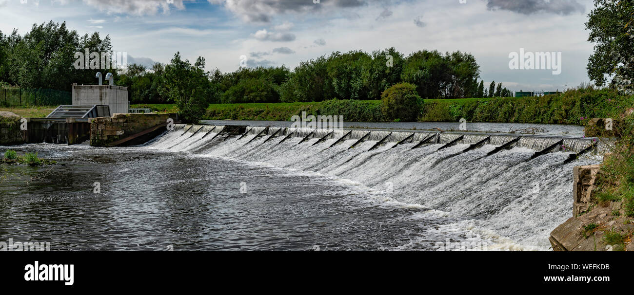 Aldwarke Wehr am Waschen, Rotherham, South Yorkshire. Stockfoto