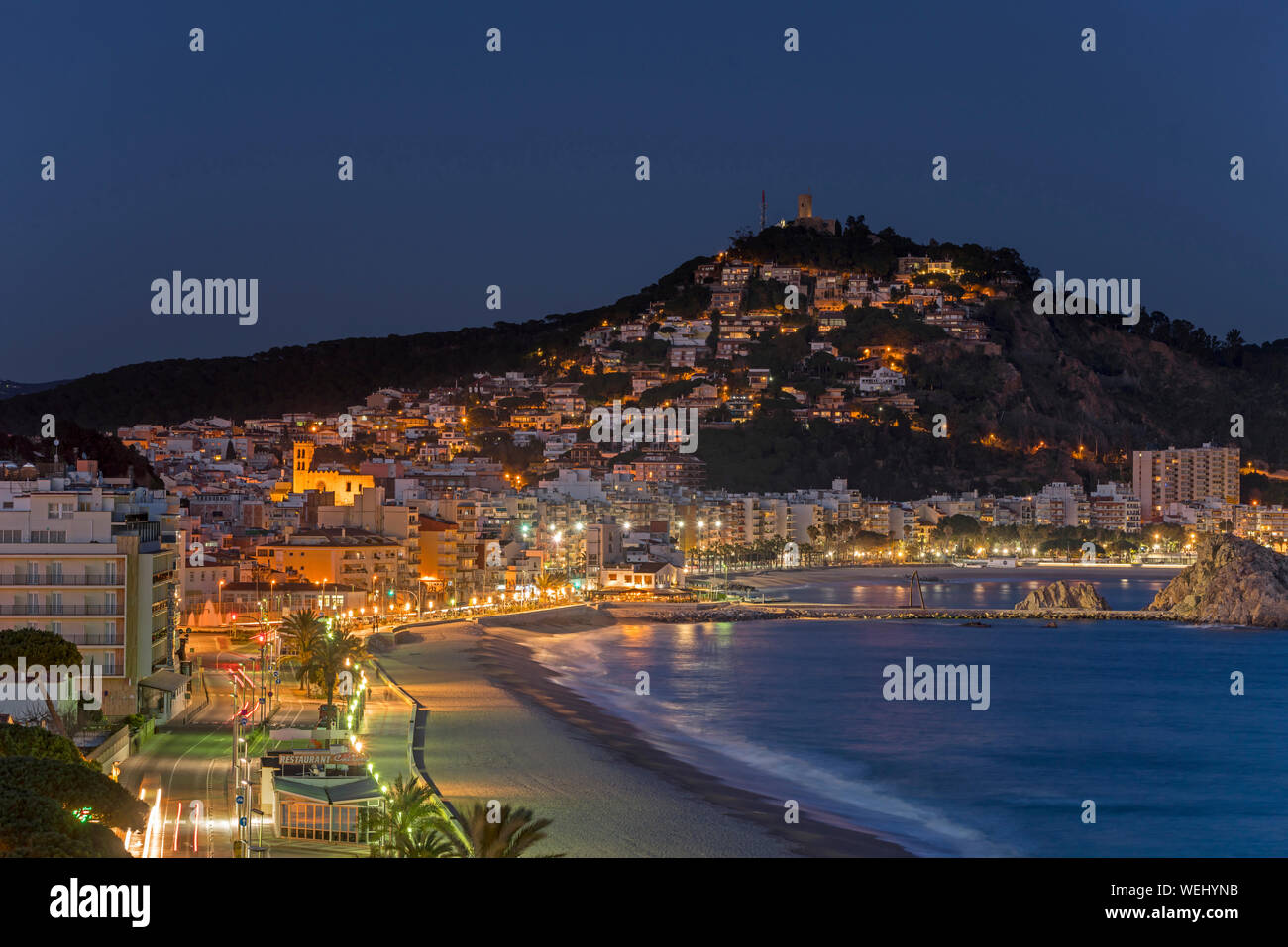 Strand Sabanell ALTSTADT BLANES COSTA BRAVA GERONA KATALONIEN SPANIEN Stockfoto