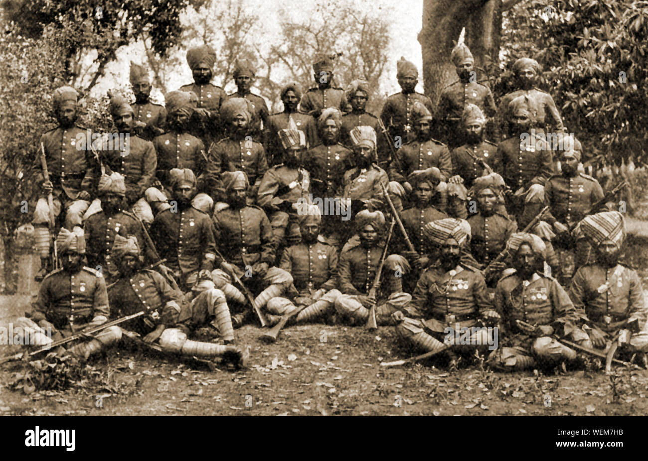 Eine Gruppe von SEPOYS dargestellt in 1912 - einschließlich der Sikhs, Ghoorkas (gurkhas), pathans und ein dogra Offizier - ein sepoy war ein Indischer Fuß-Soldaten jeder Religion, die entweder in die East India Company Armee gedient oder, wie hier, in der British Indian Army Stockfoto