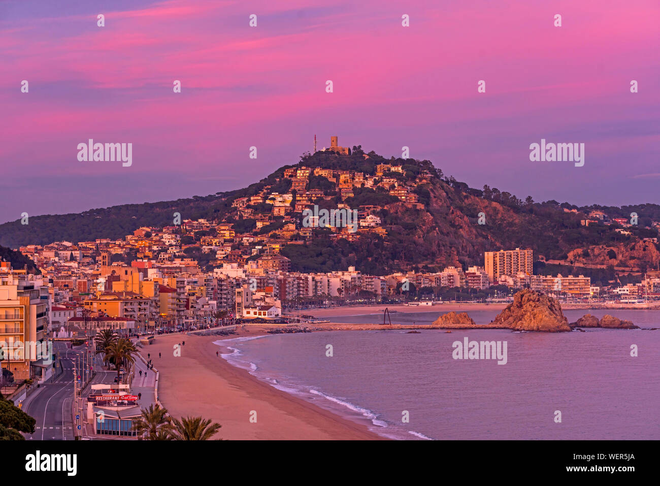 Strand Sabanell ALTSTADT BLANES COSTA BRAVA GERONA KATALONIEN SPANIEN Stockfoto