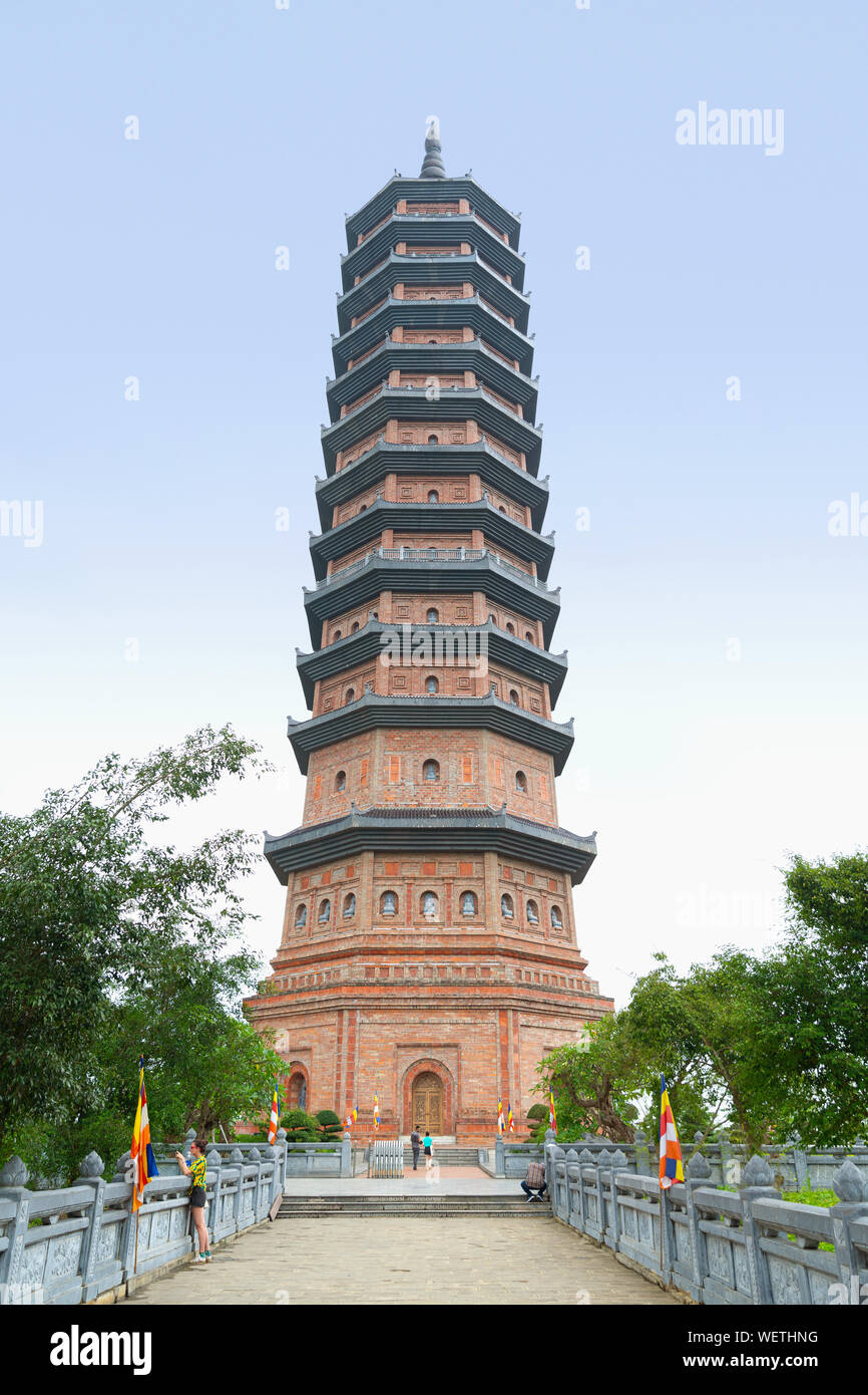 Bai Dinh Pagode in der Bai Dinh Tempel spirituellen und kulturellen Komplex, Provinz Ninh Binh, Vietnam, Asien Stockfoto