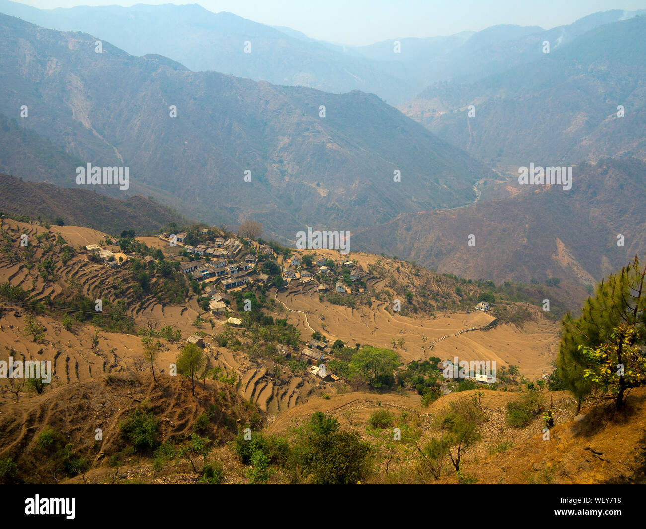 Dorf auf dem verfügbares Teil verfügbare Teile des Kumaon, Hügel, Uttarakhand, Indien Stockfoto