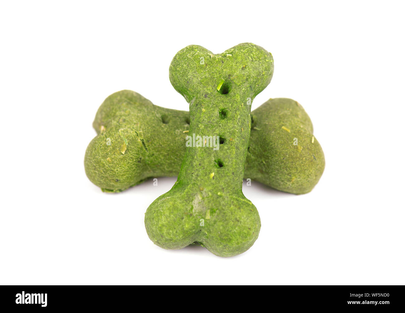 Cracker für Hunde in Knochen bilden, aus Algen, auf weißem Hintergrund Stockfoto