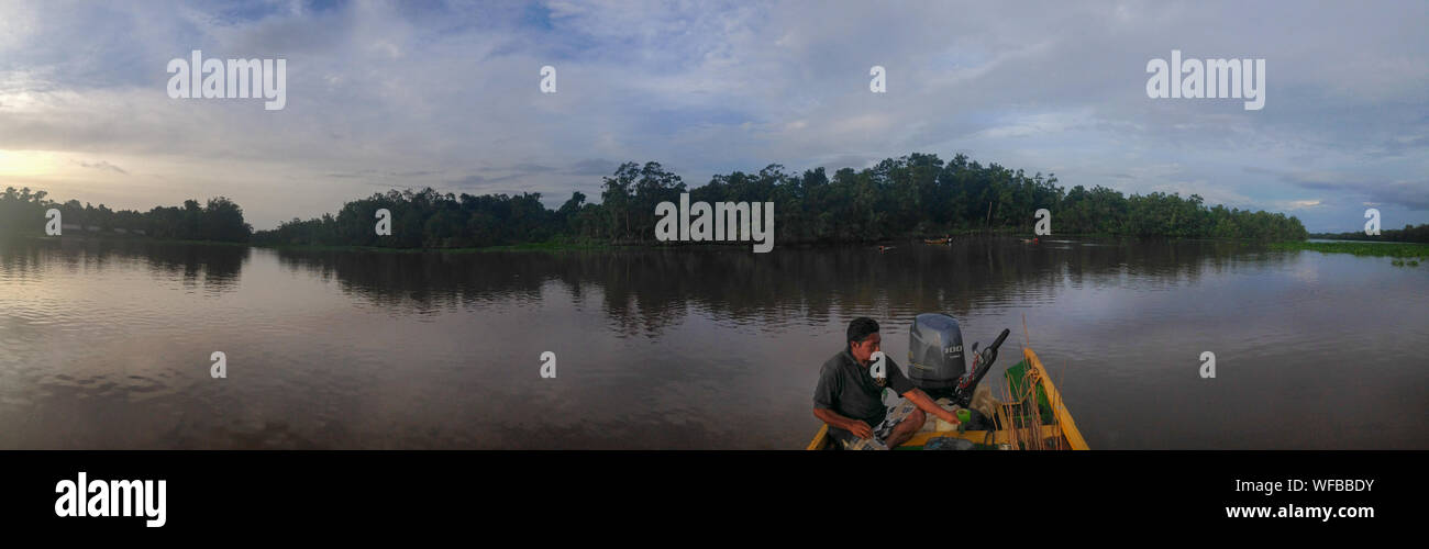 Panorama des Orinoco im Dschungel von Südamerika. Stockfoto
