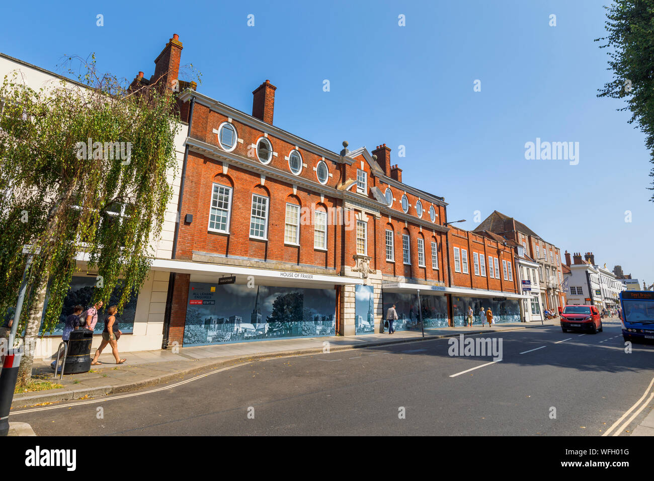 Geschlossen, bestieg, House of Fraser Department Store, St Georges House, West Street, Chichester, Hauptstadt der Grafschaft West Sussex, South Coast, England, Grossbritannien Stockfoto