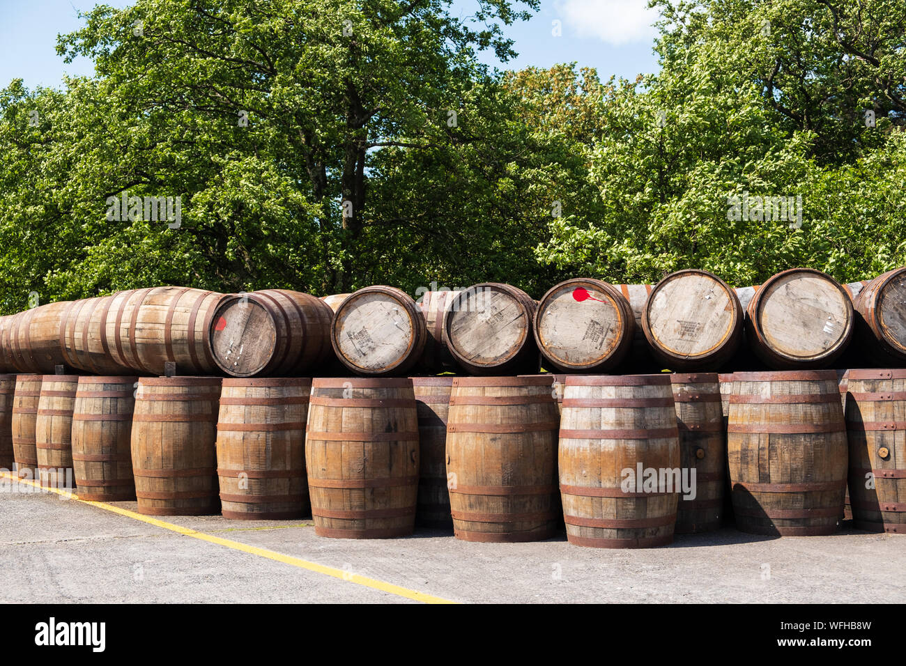 Bourbon Barrel bereit zu Reifen Whisky Stockfoto