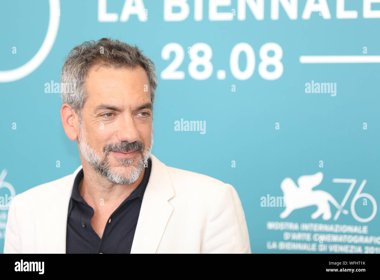 Venedig, Italien. 31 Aug, 2019. Regisseur Todd Phillips nimmt ein Fotoshooting für den Film 'Joker' während der 76. Internationalen Filmfestspielen von Venedig in Venedig, Italien, am 12.08.31., 2019. Credit: Cheng Tingting/Xinhua/Alamy leben Nachrichten Stockfoto